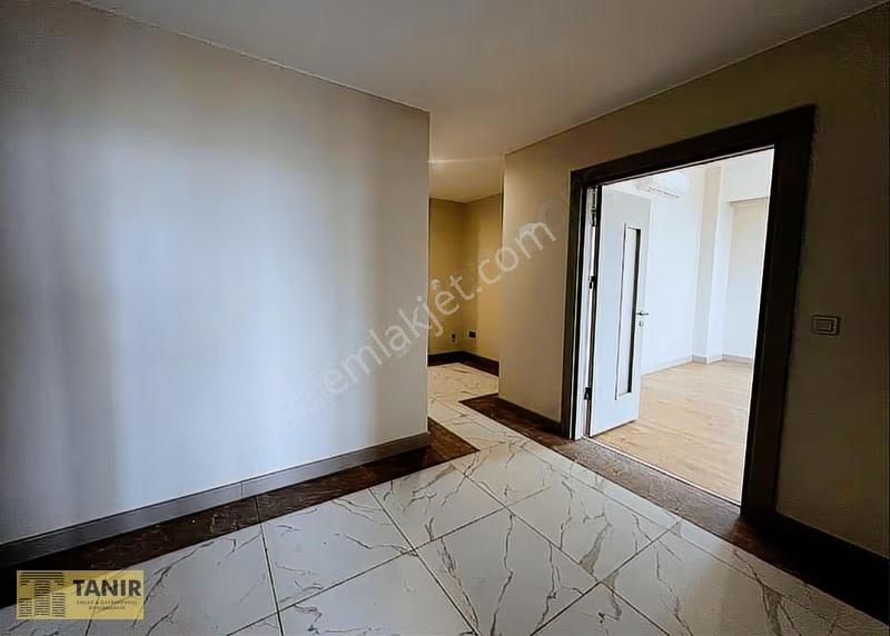Bahçeşehir Vadi Evleri 1 Etap Da Kiralık Lüx Site İçinde Daire. - Görsel 2