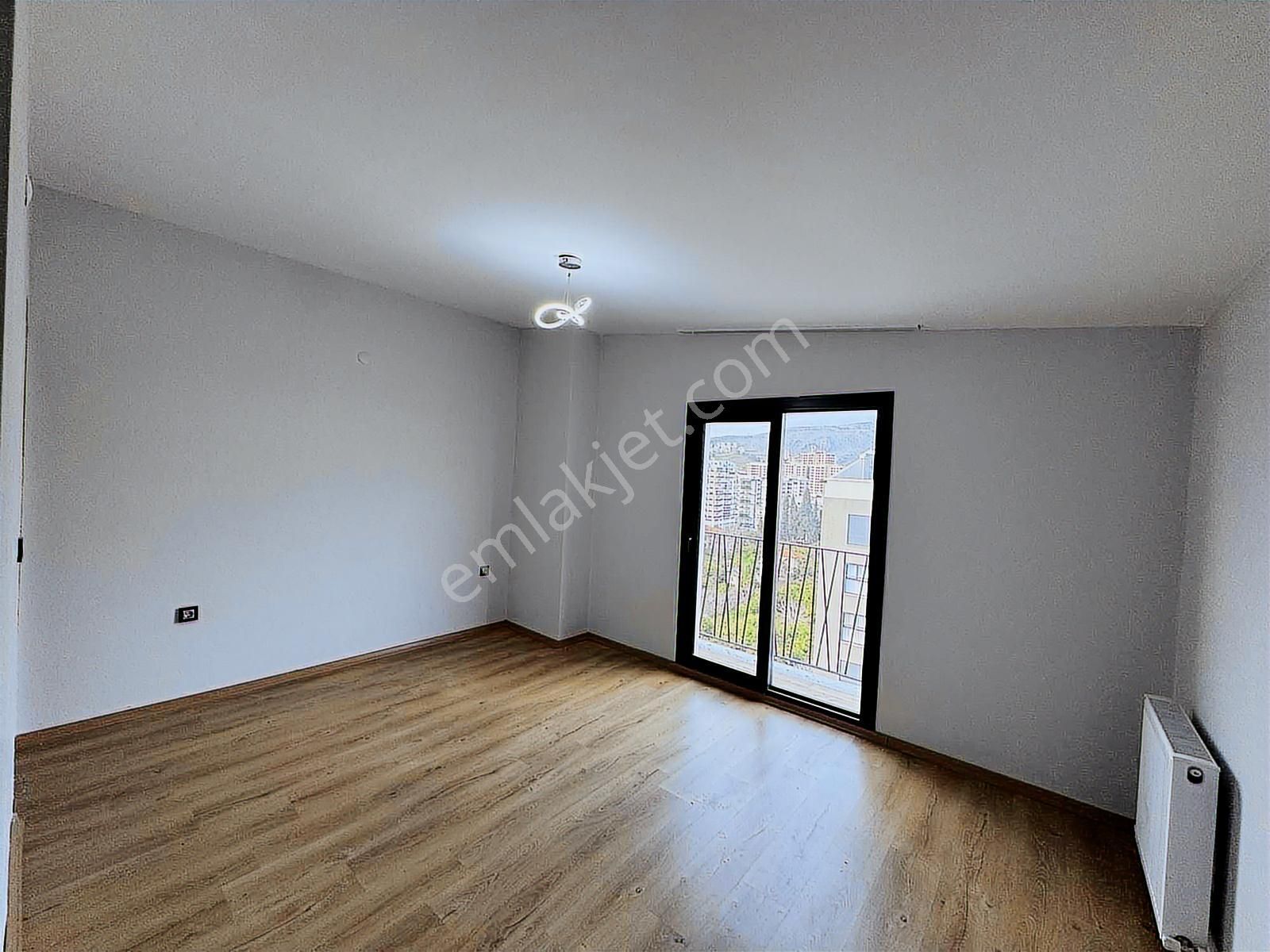 Karşıyaka İmbatlı Mahallesi Satılık 2+1 Teraslı Dubleks Daire - Görsel 8