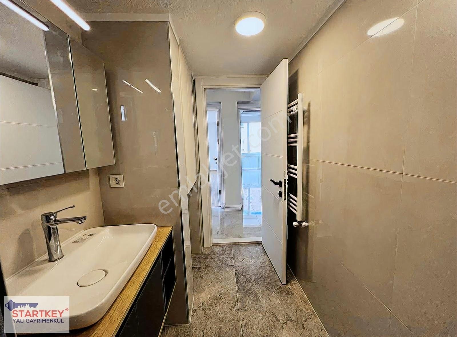 Karşıyaka Bostanlıda Tadilatlı 3+1 Kiralık Ebeveyn Banyolu Daire - Görsel 10