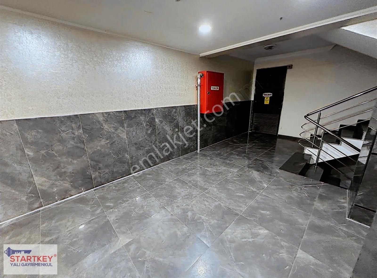 Çiğli'de Site İçinde Satlık 1+1 Geniş Daire - Görsel 23
