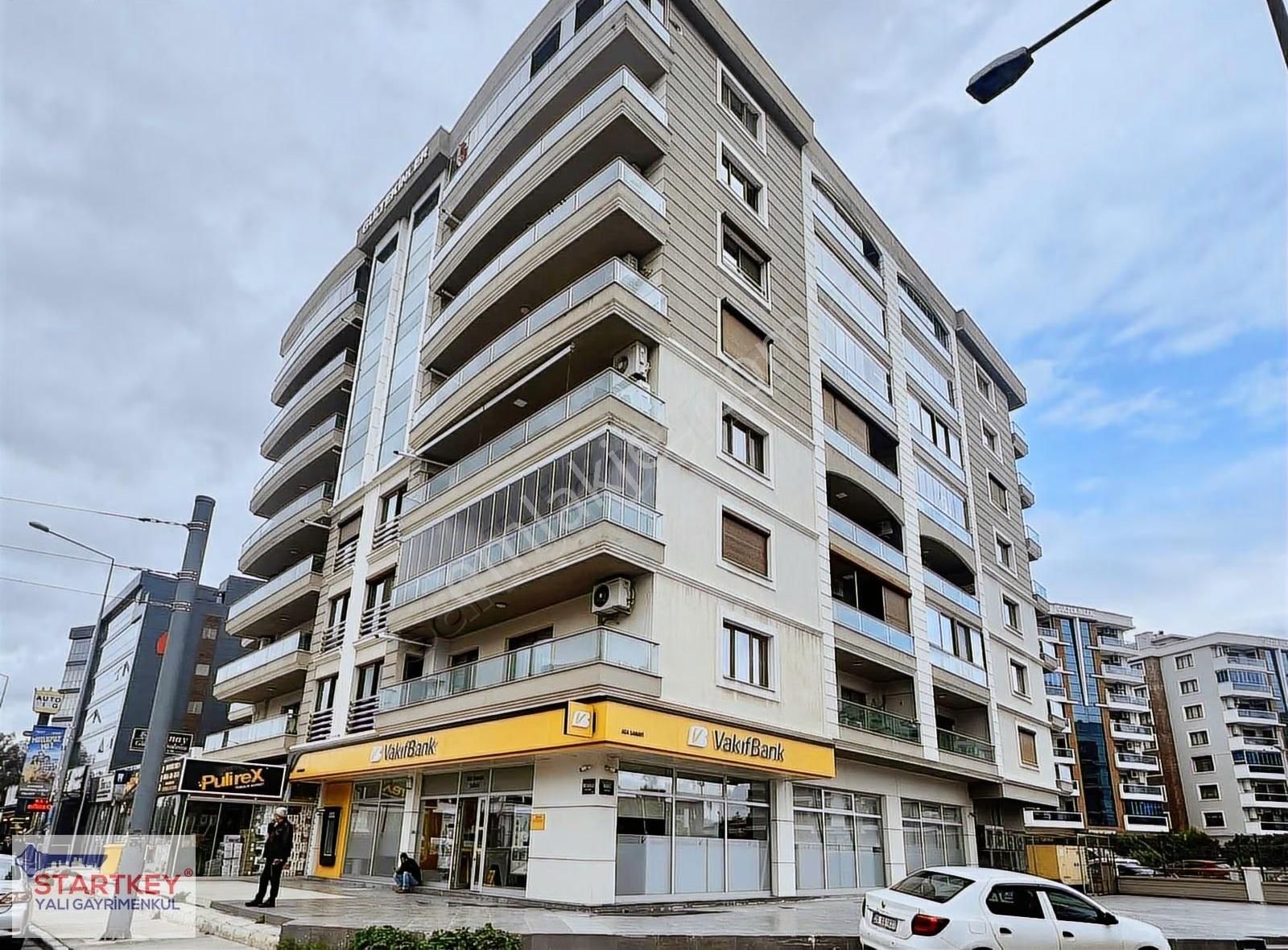 Çiğli Ataşehir'de 3+1 Satılık Arakat Boş Daire