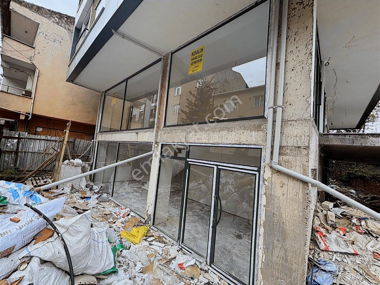 F-l Emlaktan Emaar Avm Libadiye Yakını Caddeüstü Çift Kat Dükkan - Görsel 16