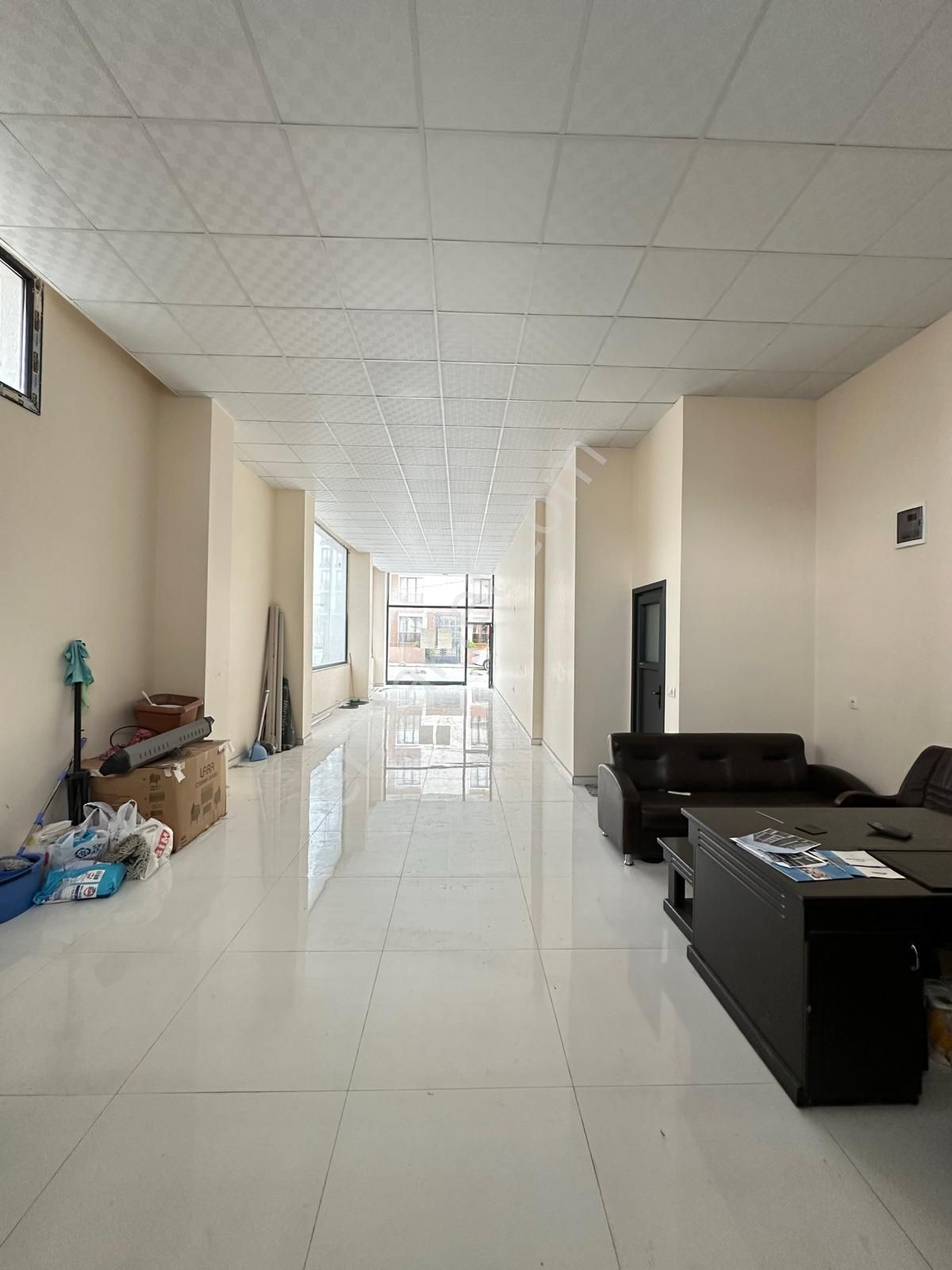 İnşaa'dan Kavaklı'da Marinaya Komşu Satılık Dükkan Fırsatı - Görsel 5