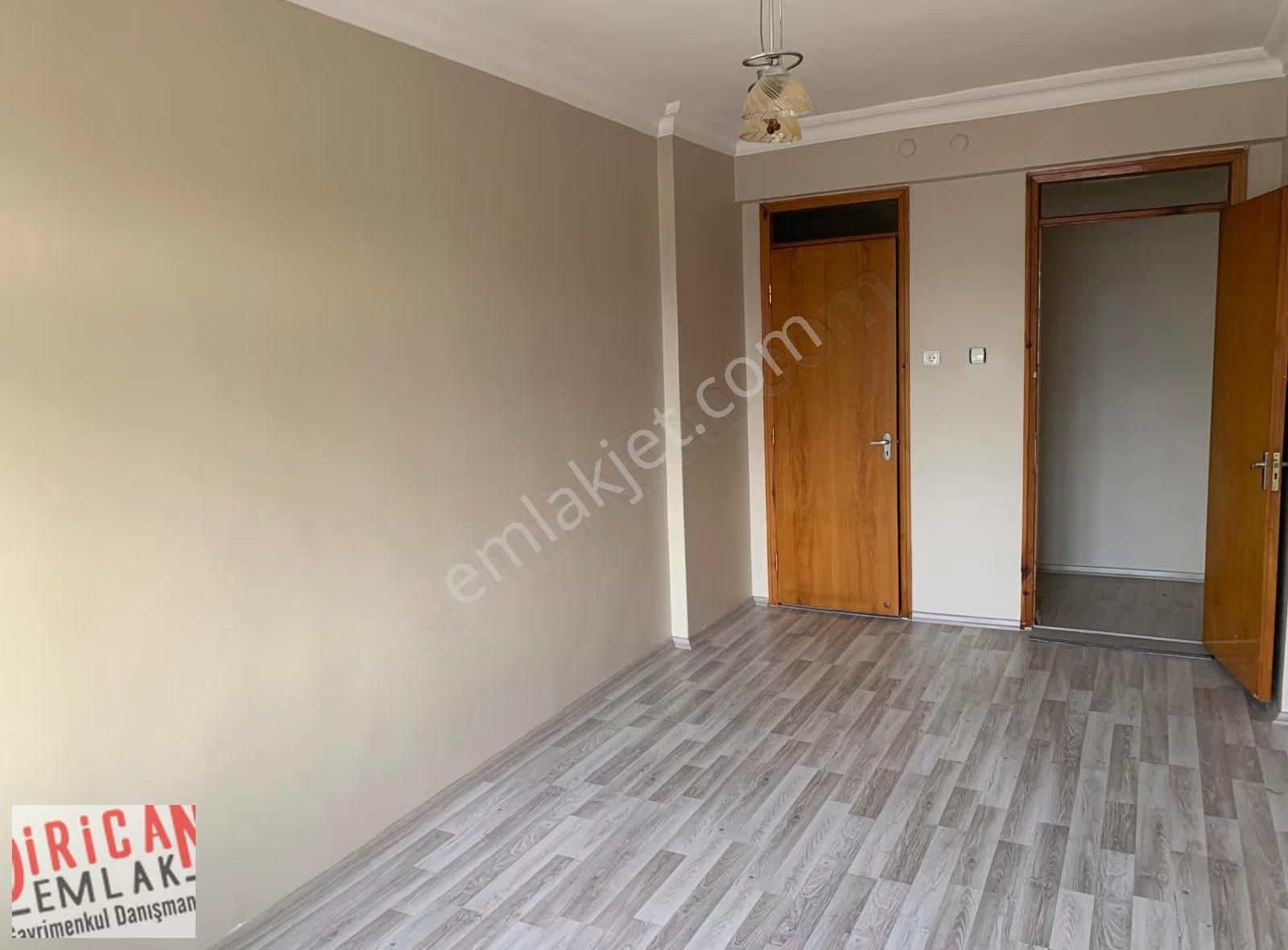 Dirican Konya Nişantaş'ta Cadde Üzeri 3+1 Kiralık Son Kat Daire - Görsel 9