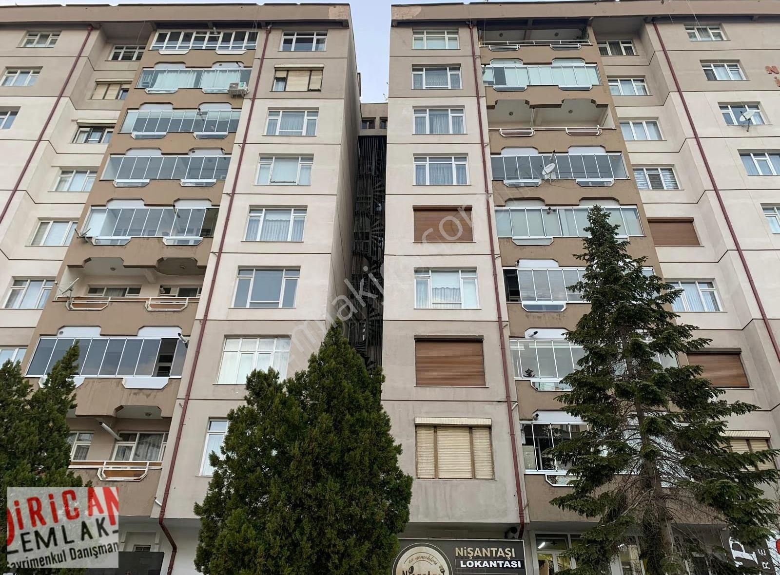 Dirican Konya Nişantaş'ta Cadde Üzeri 3+1 Kiralık Son Kat Daire - Görsel 10