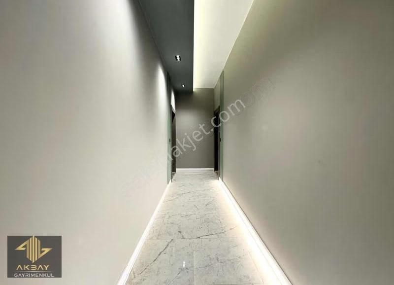 Altıntaş'ta Ebeveyn Banyolu Klimalı Yerden Isıtmalı Geniş Arakat - Görsel 20