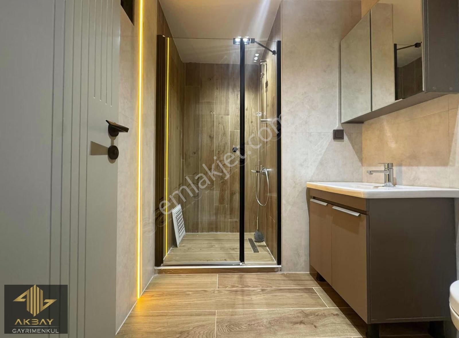 Altıntaş'ta Ebeveyn Banyolu Klimalı Yerden Isıtmalı Geniş Arakat - Görsel 10