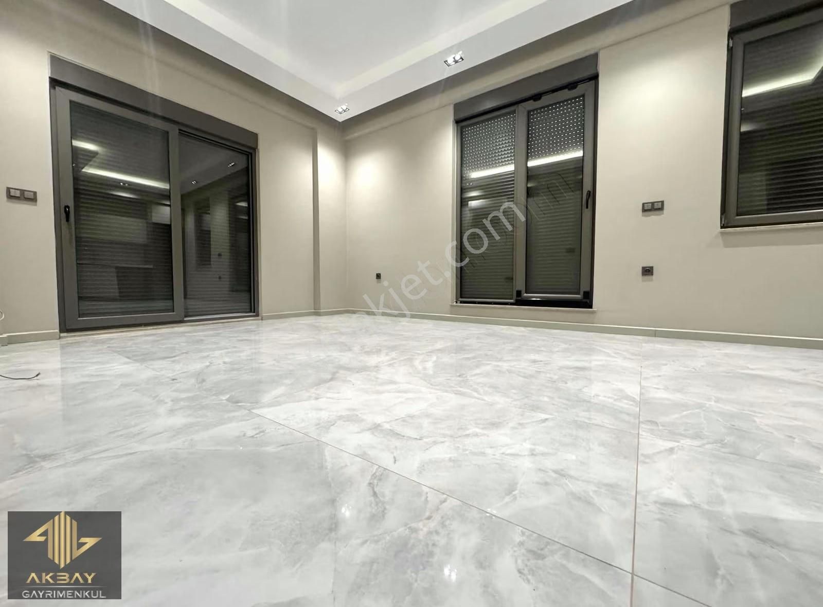 Altıntaş'ta Ebeveyn Banyolu Klimalı Yerden Isıtmalı Geniş Arakat - Görsel 4