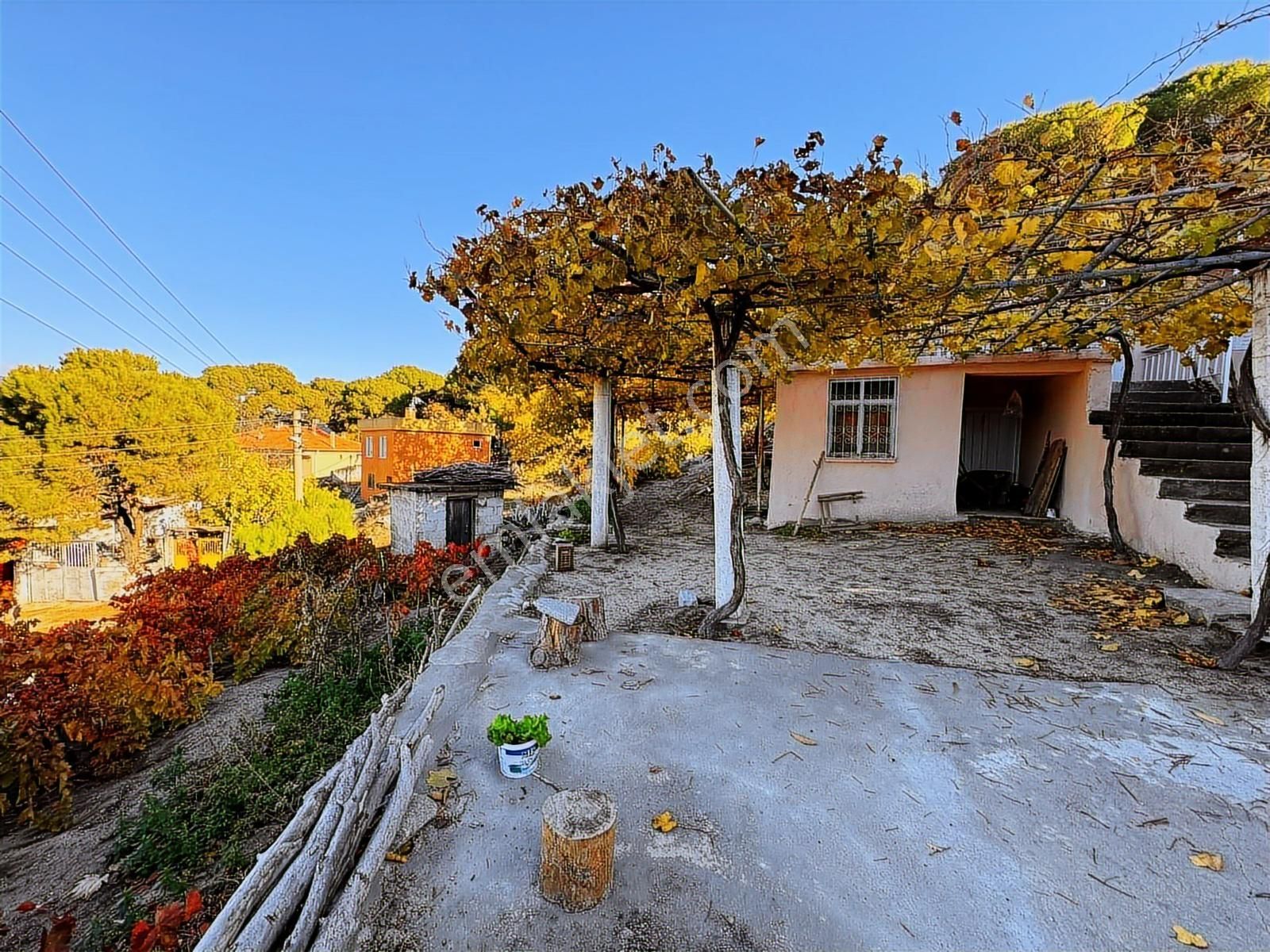 Bergama Kozak Aşağıbey Mah'de Satılık 2 Adet Müstakil Ev - Görsel 9