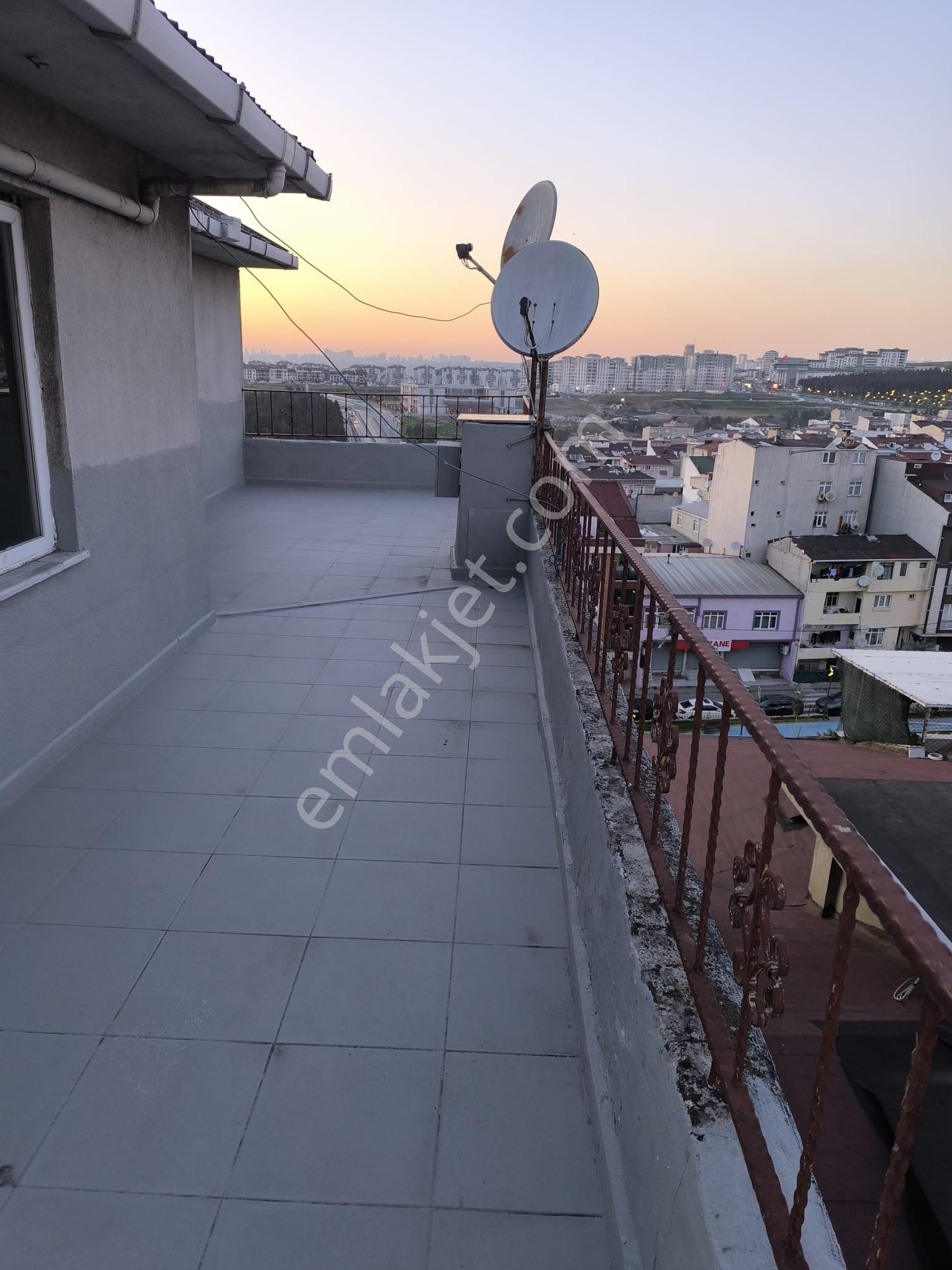 Arı Emlaktan 2+1 85m2 Daire - Görsel 17