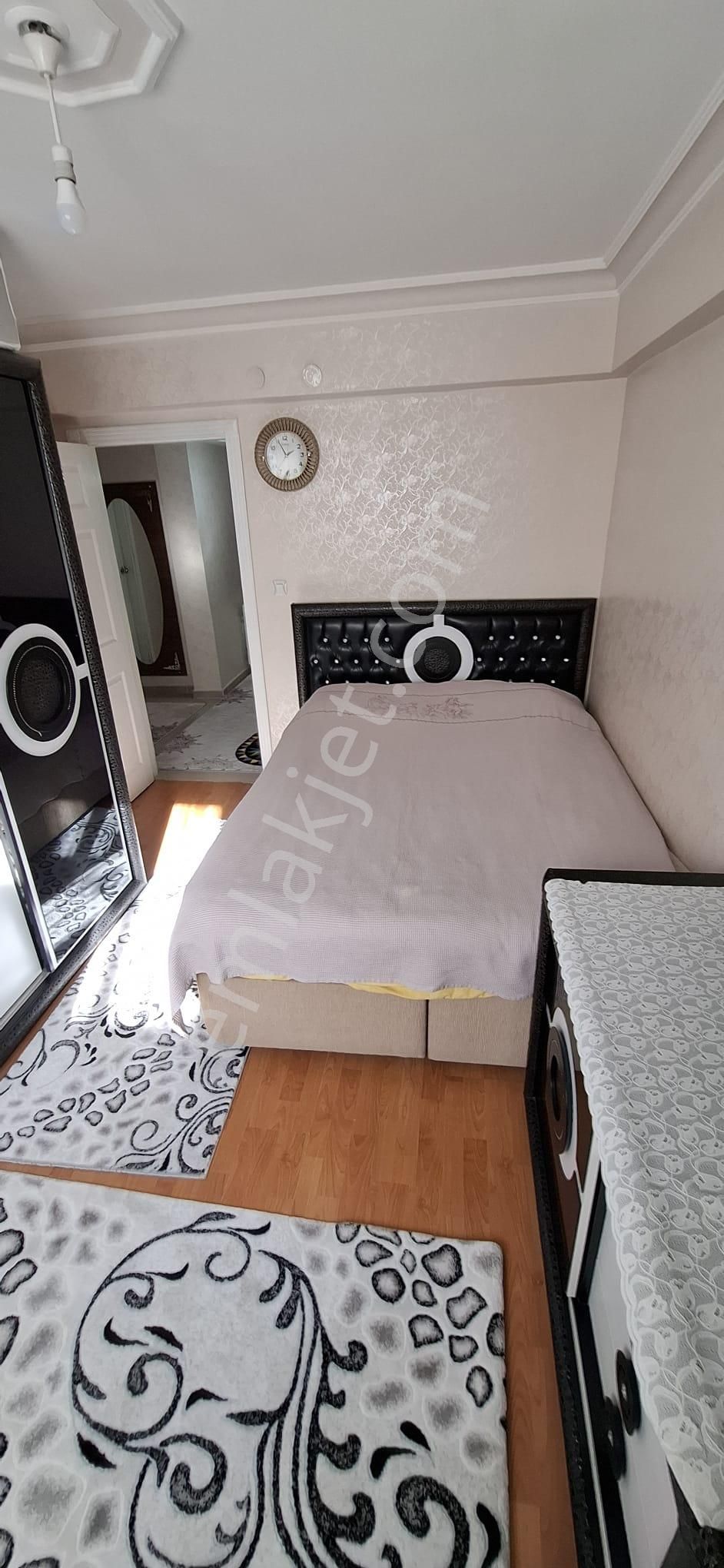 Altındağ - Battalgazi Mahallesinde Hüseyingazi Göbekte İçi Boş Kiralık Daire !!! - Görsel 14