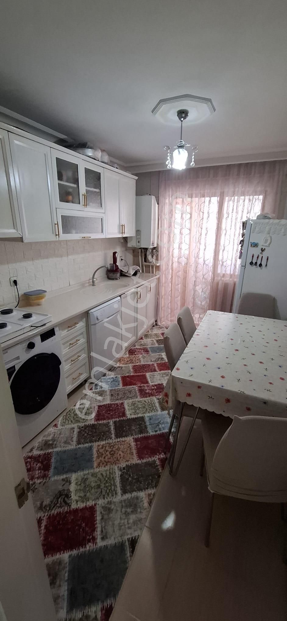 Altındağ - Battalgazi Mahallesinde Hüseyingazi Göbekte İçi Boş Kiralık Daire !!! - Görsel 8