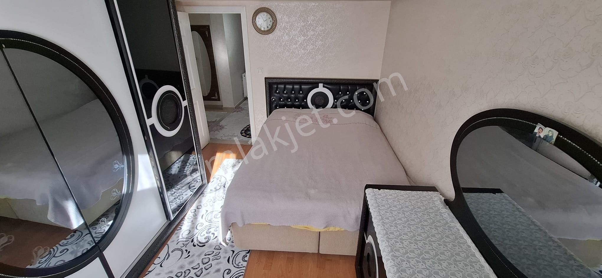 Altındağ - Battalgazi Mahallesinde Hüseyingazi Göbekte İçi Boş Kiralık Daire !!! - Görsel 13