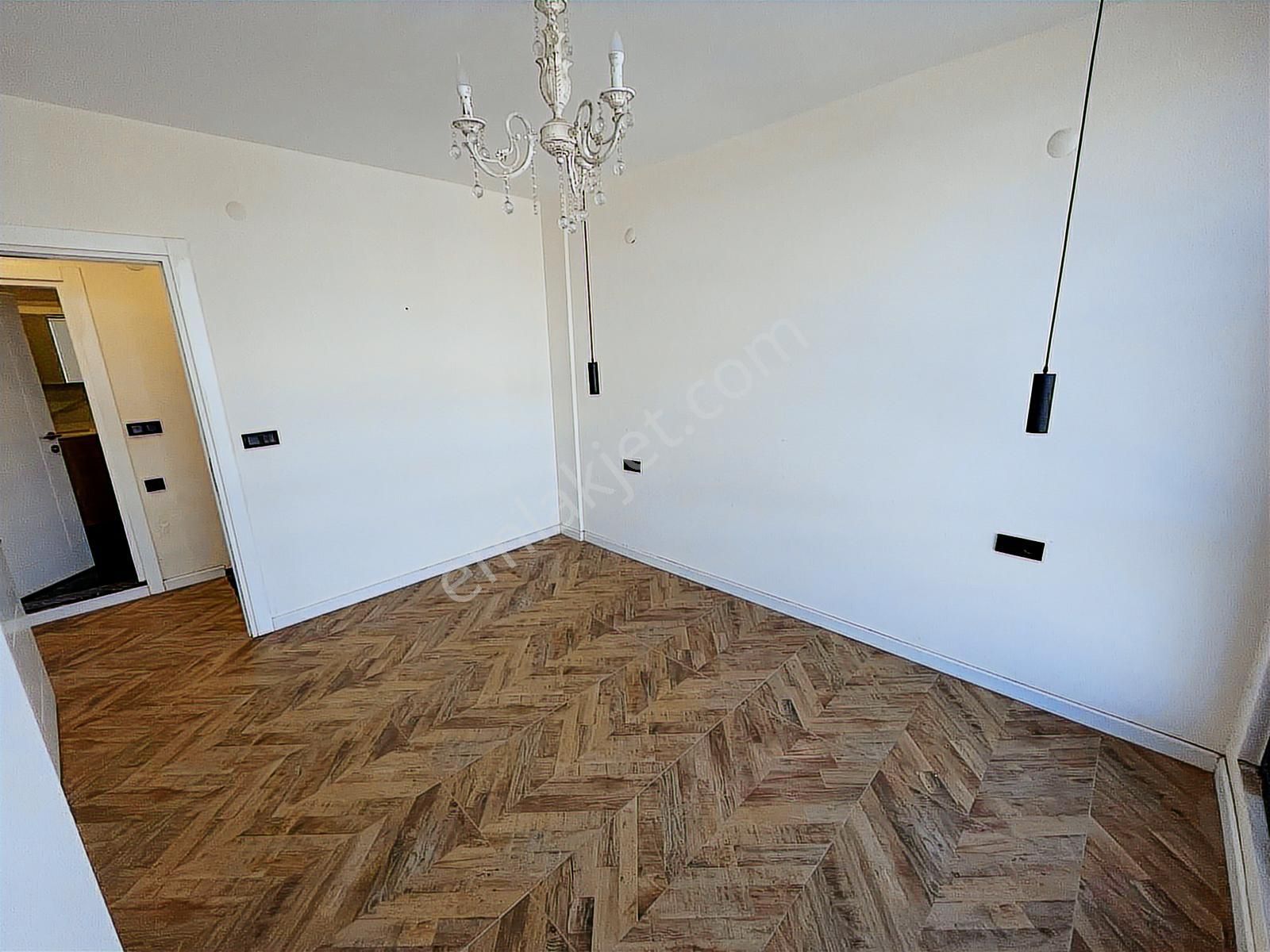 Havuzlu Sıtede Yerden Isıtmalı 3+1 Köşe Vılla - Görsel 23