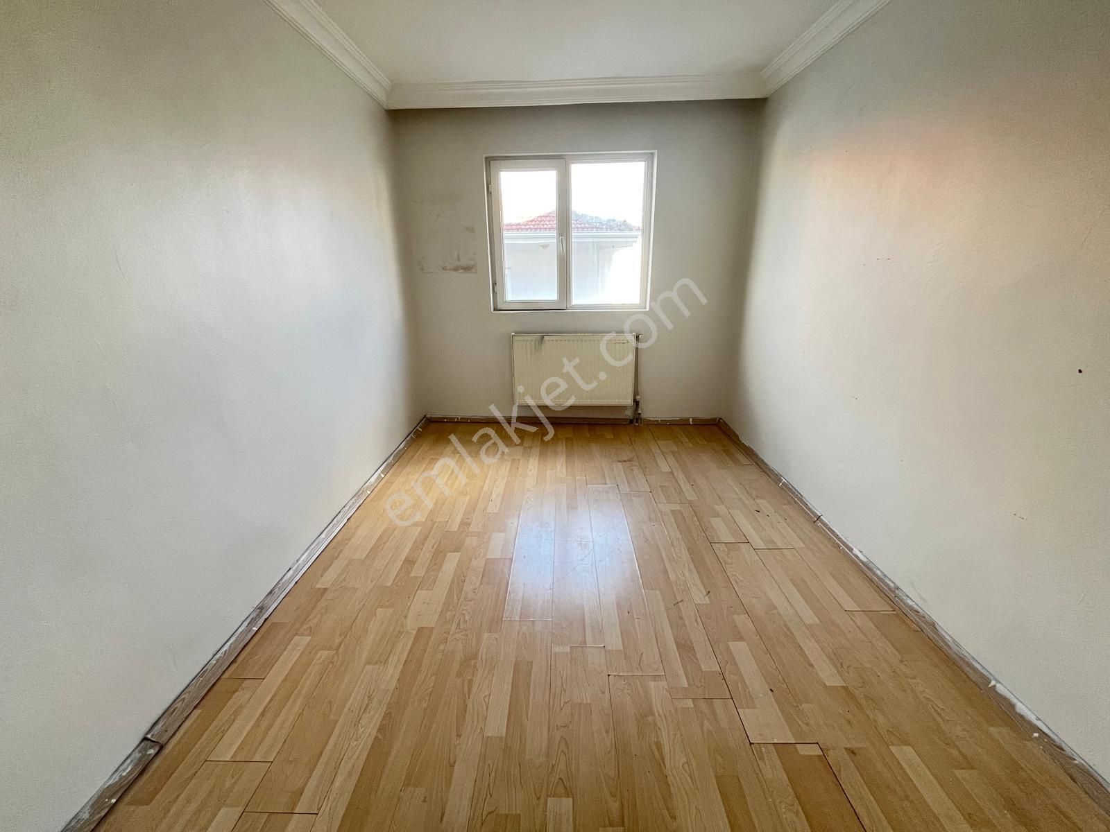 Koza Emlak'tan Topçu Mahalesinde Ara Katta Yapılı Bağımsız 3+1 Kiralık Daireee - Görsel 16