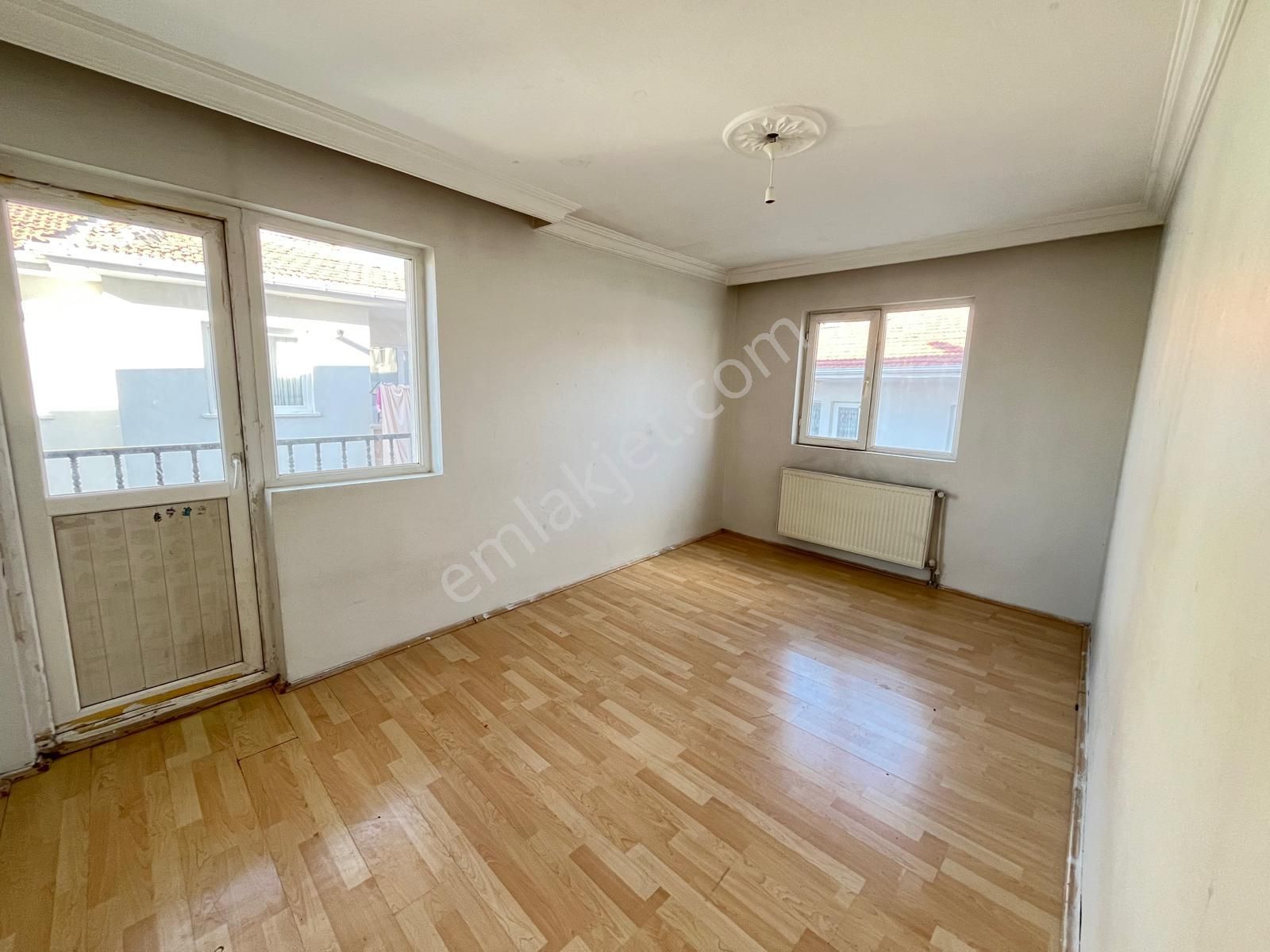Koza Emlak'tan Topçu Mahalesinde Ara Katta Yapılı Bağımsız 3+1 Kiralık Daireee - Görsel 19