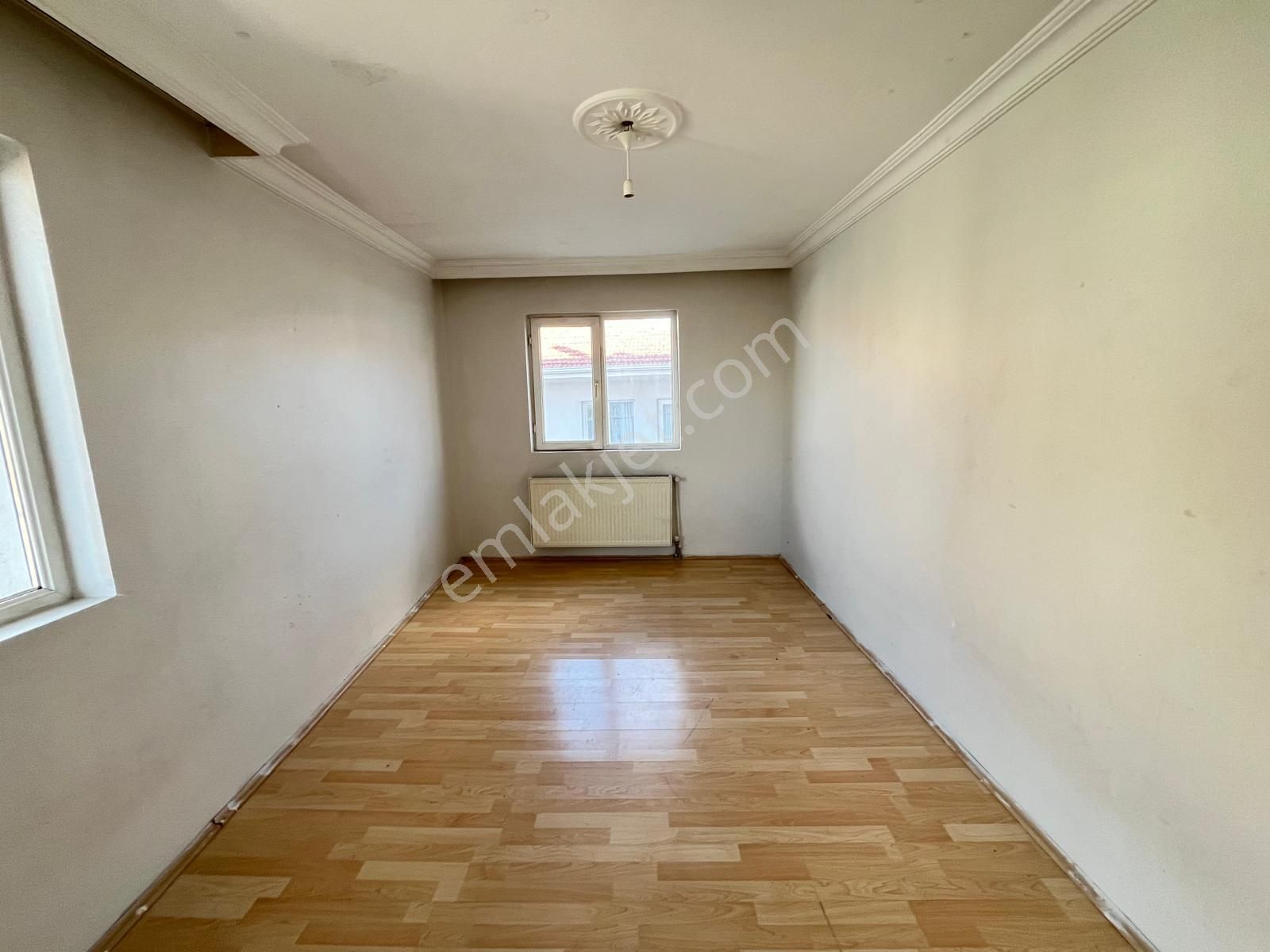 Koza Emlak'tan Topçu Mahalesinde Ara Katta Yapılı Bağımsız 3+1 Kiralık Daireee - Görsel 21