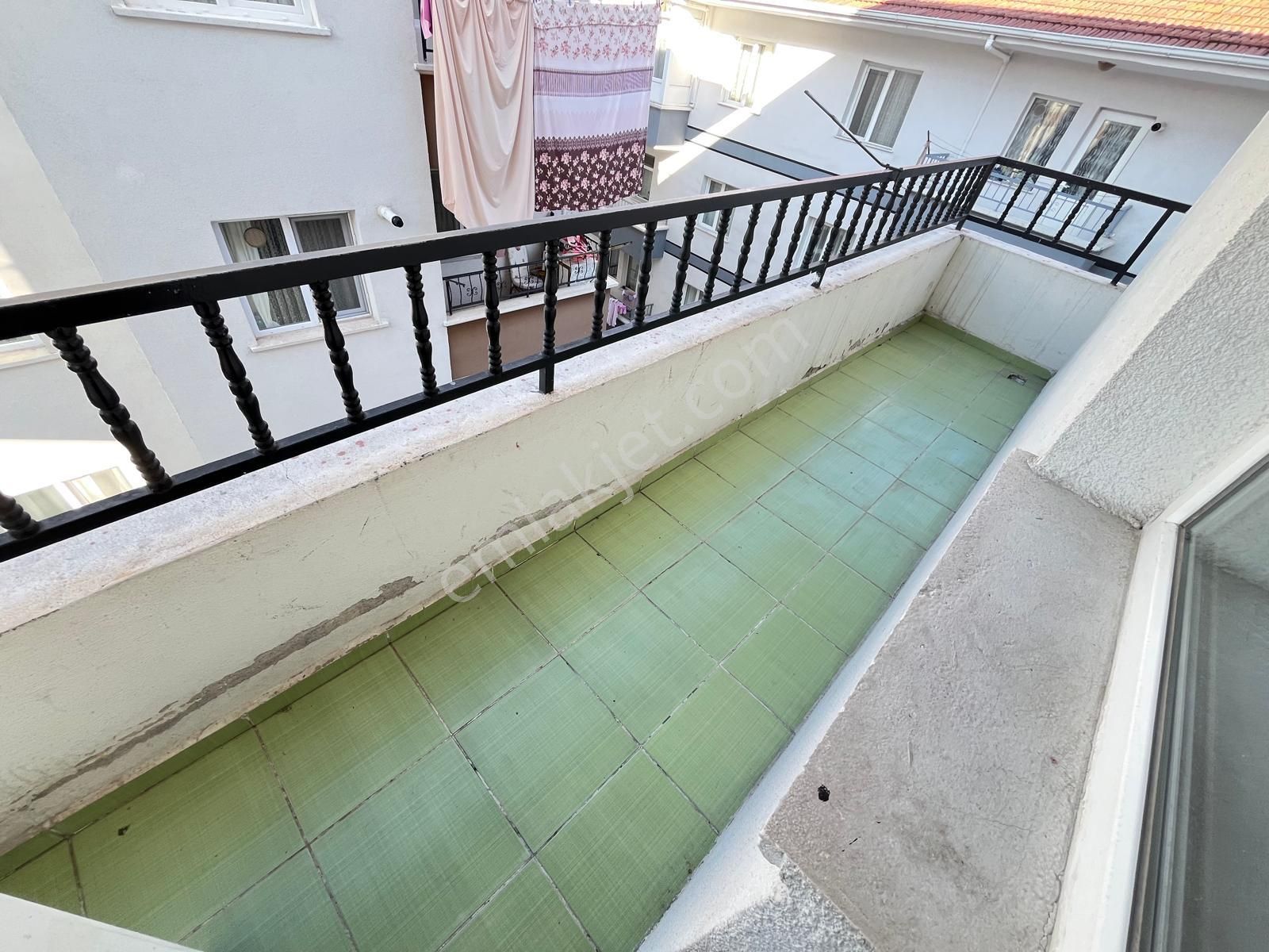 Koza Emlak'tan Topçu Mahalesinde Ara Katta Yapılı Bağımsız 3+1 Kiralık Daireee - Görsel 25