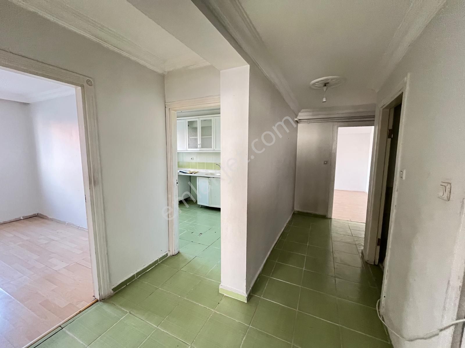 Koza Emlak'tan Topçu Mahalesinde Ara Katta Yapılı Bağımsız 3+1 Kiralık Daireee - Görsel 31