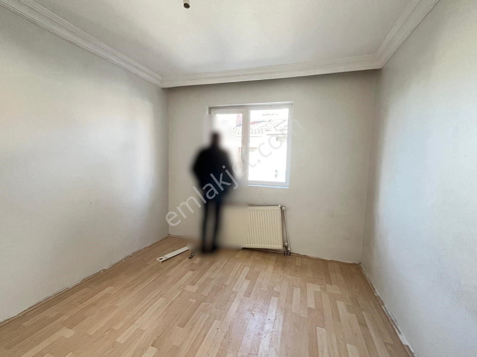 Koza Emlak'tan Topçu Mahalesinde Ara Katta Yapılı Bağımsız 3+1 Kiralık Daireee - Görsel 26