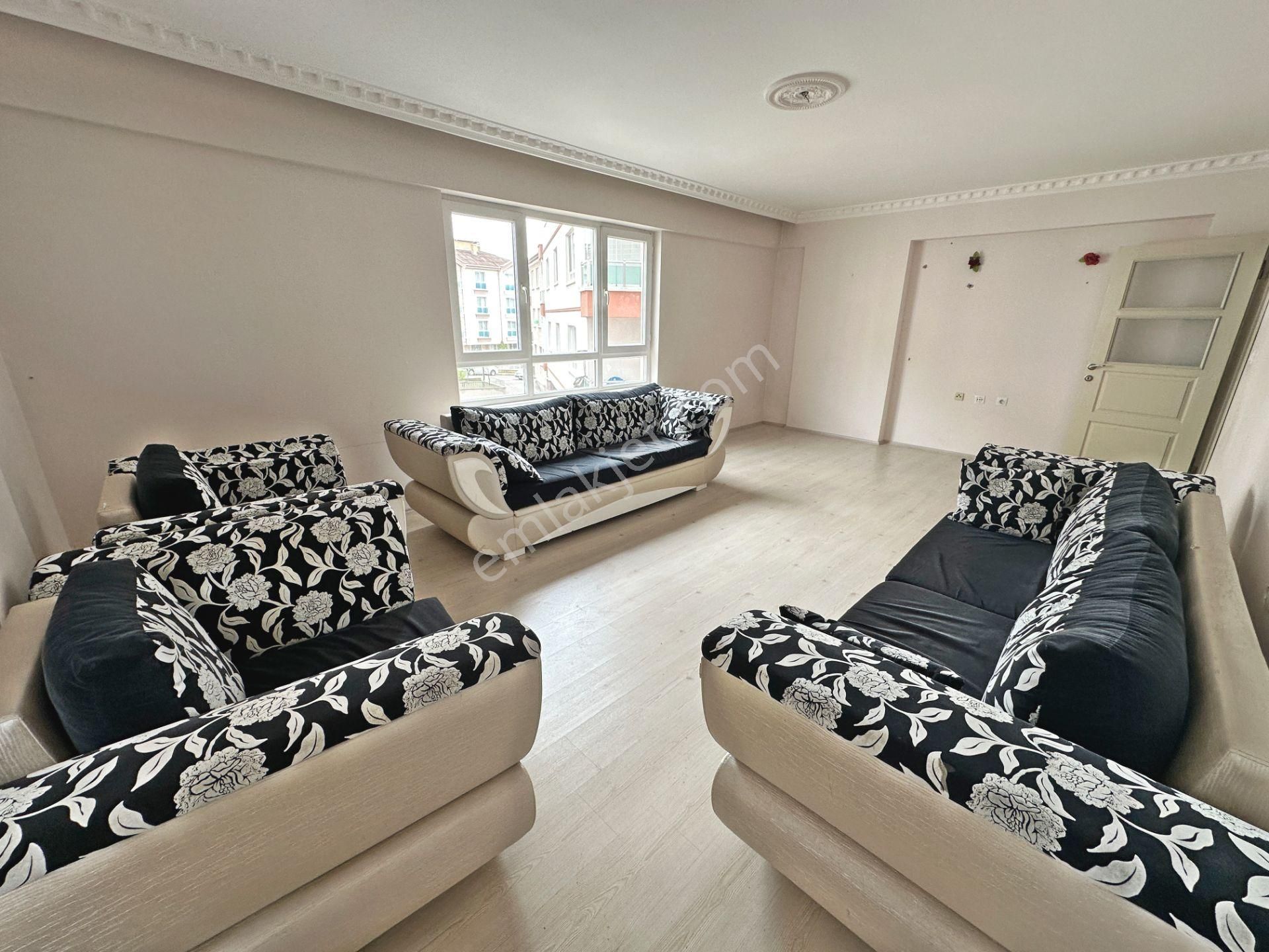 Misket Mahallesinde Katta Ebeveyn Banyolu Yapılı 3+1 Satılık Daire - Görsel 3