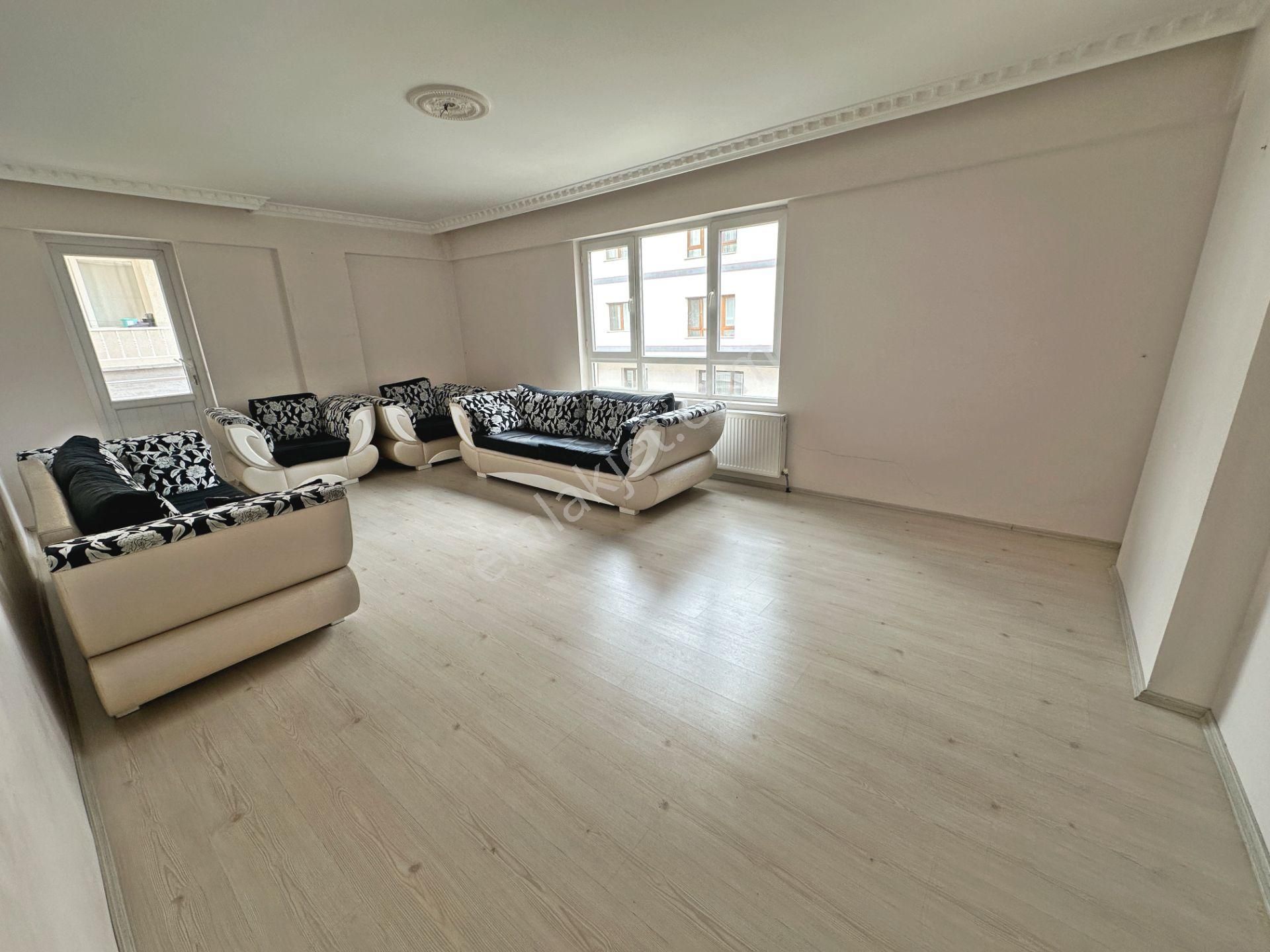 Misket Mahallesinde Katta Ebeveyn Banyolu Yapılı 3+1 Satılık Daire