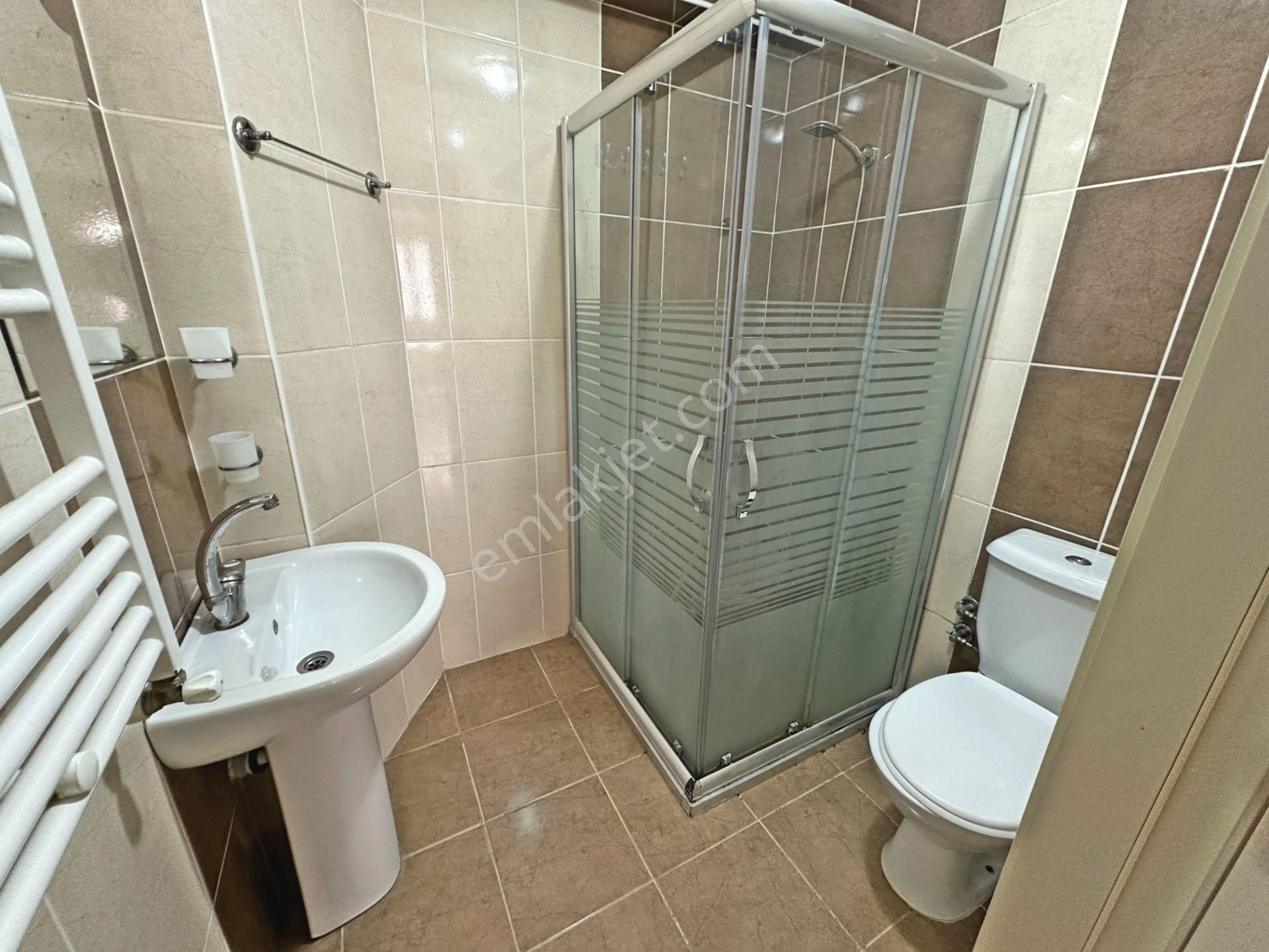 Misket Mahallesinde Katta Ebeveyn Banyolu Yapılı 3+1 Satılık Daire - Görsel 19