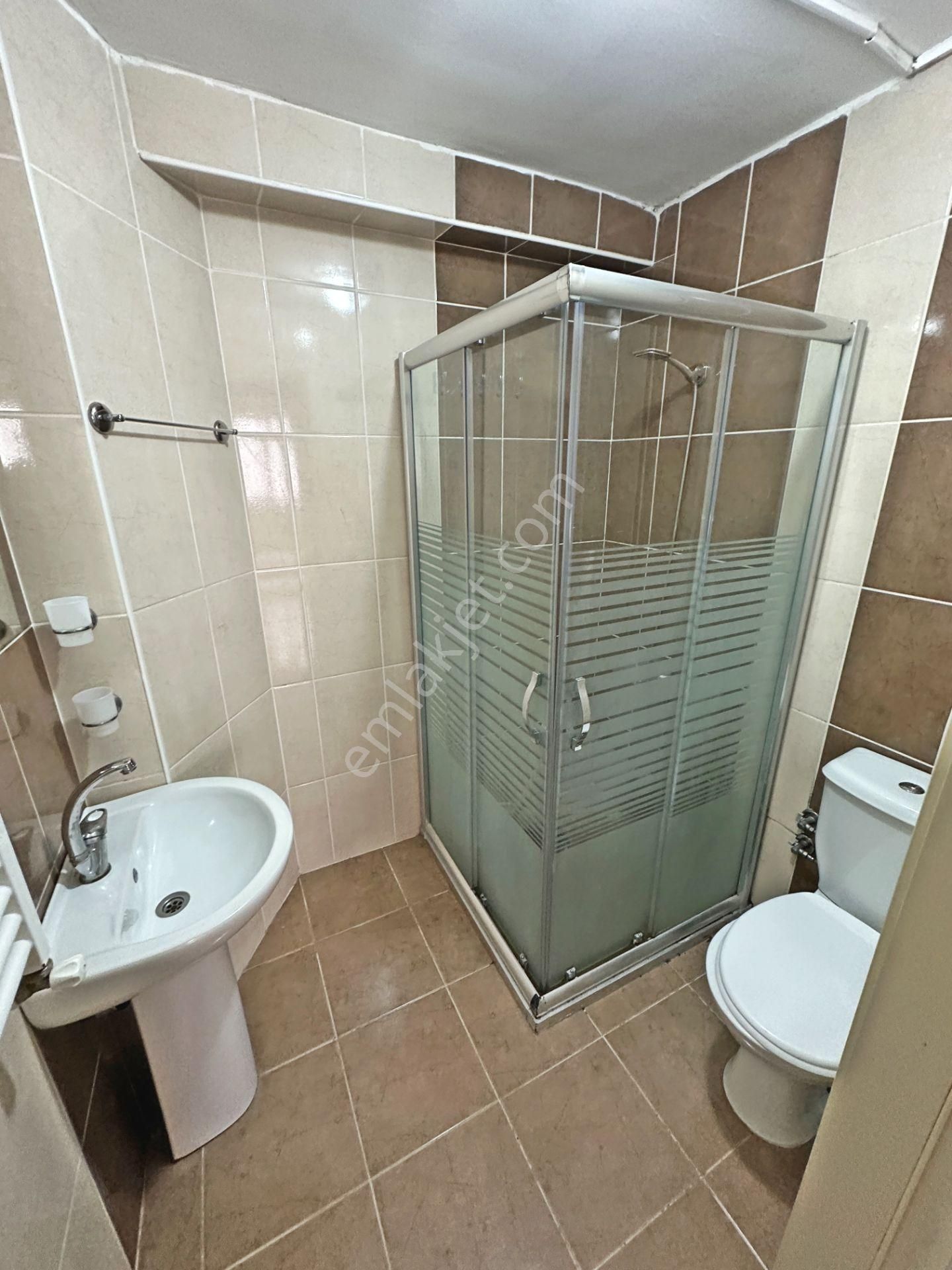 Misket Mahallesinde Katta Ebeveyn Banyolu Yapılı 3+1 Satılık Daire - Görsel 18