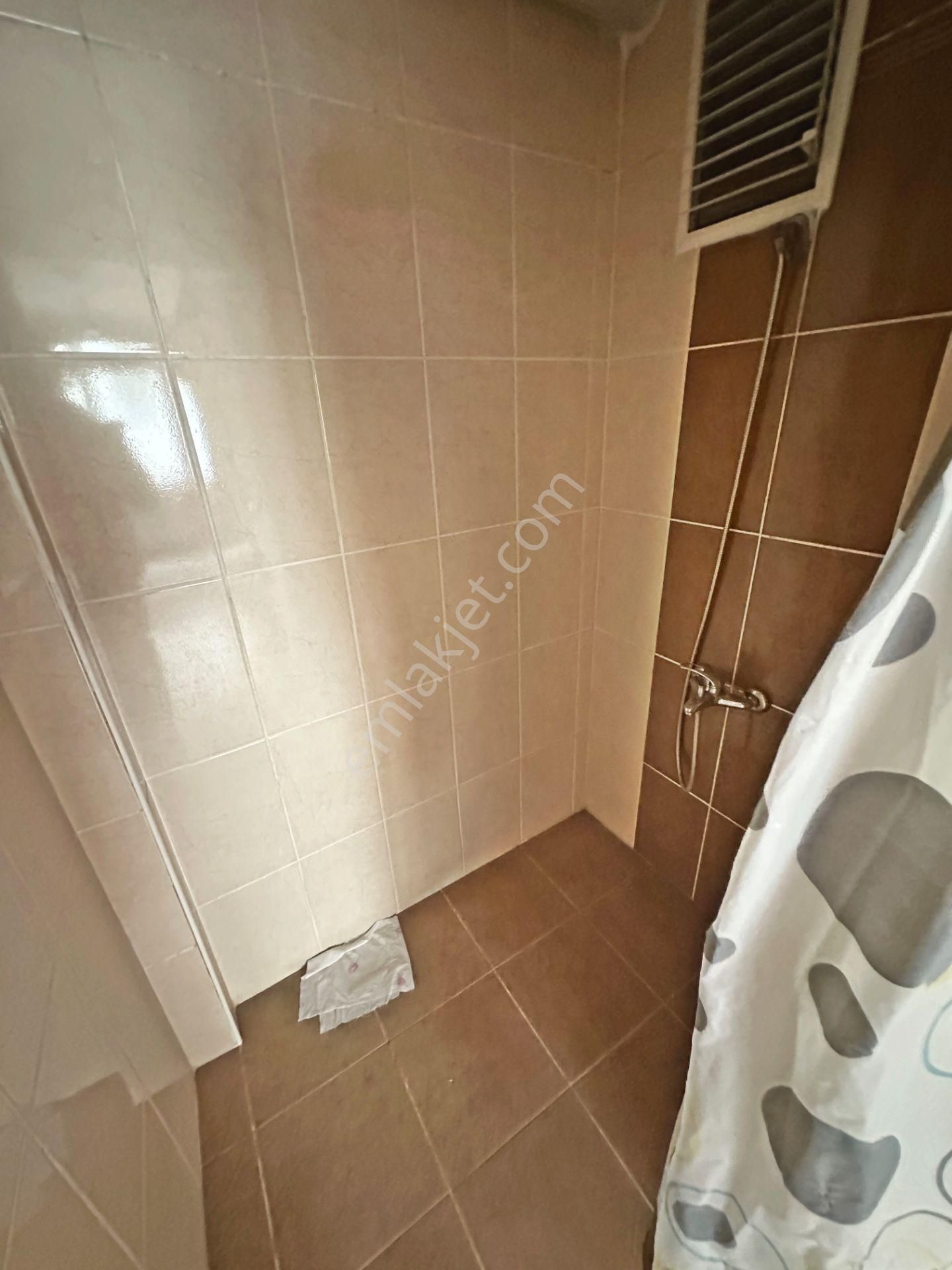 Misket Mahallesinde Katta Ebeveyn Banyolu Yapılı 3+1 Satılık Daire - Görsel 17