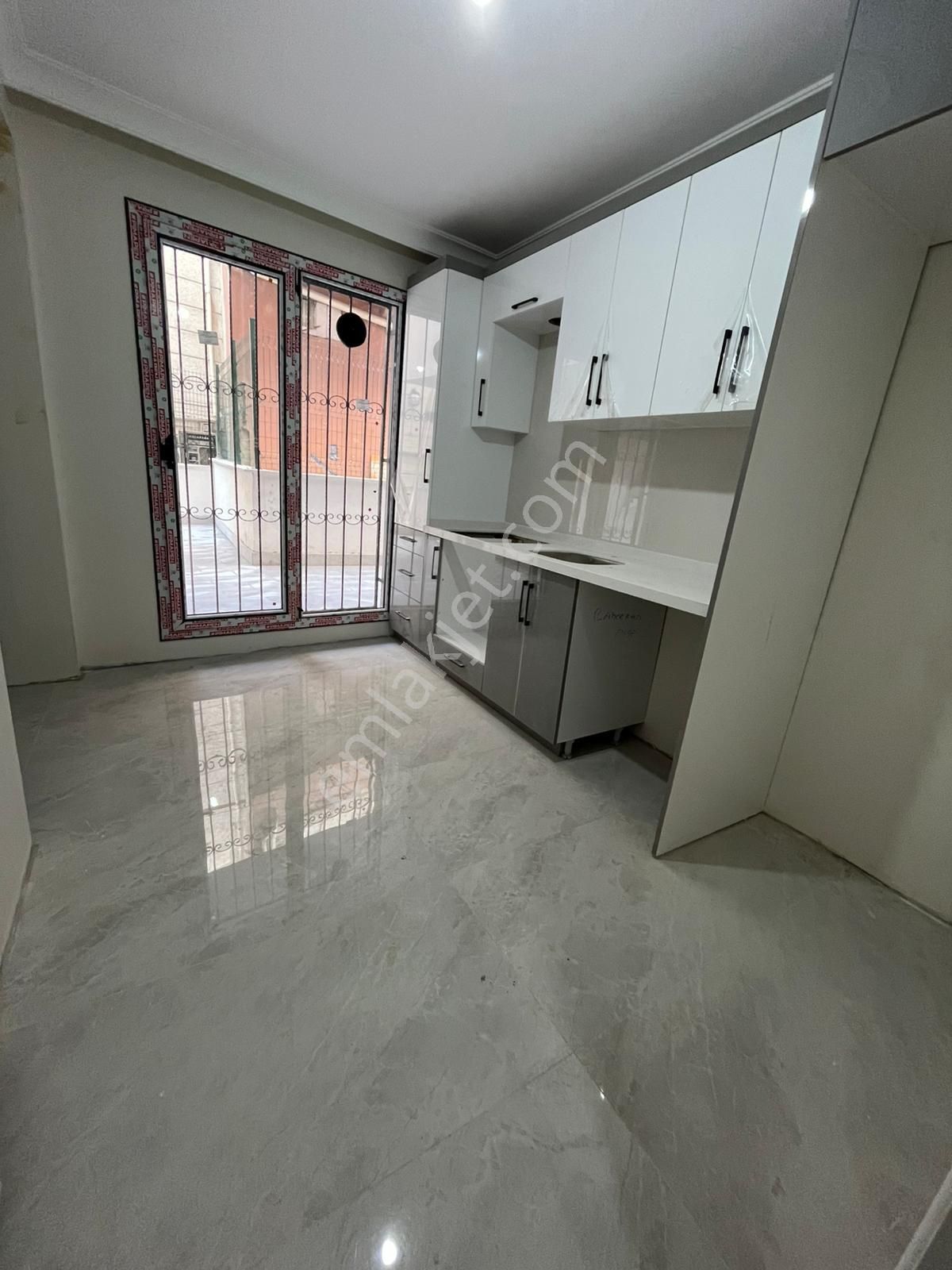 Loft'tan Fevziçakmak Mah Bahçeli 2+1 85m2 Sıfır Bahçe Kat Daire - Görsel 10