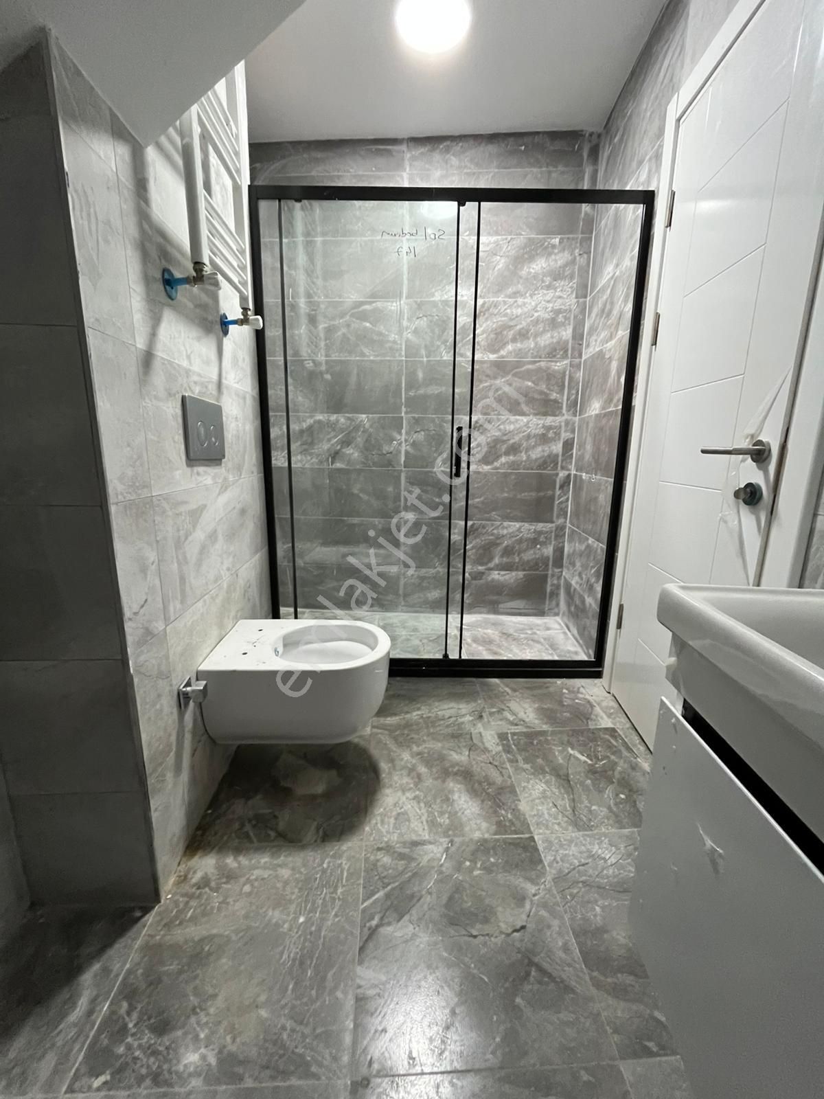 Loft'tan Fevziçakmak Mah Bahçeli 2+1 85m2 Sıfır Bahçe Kat Daire - Görsel 17