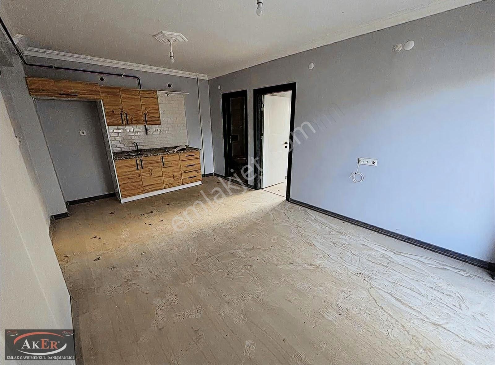 Adliye Mevkii | Sıfır | Ara Kat | Ön Cephe | İskanlı | 1+1 Daire