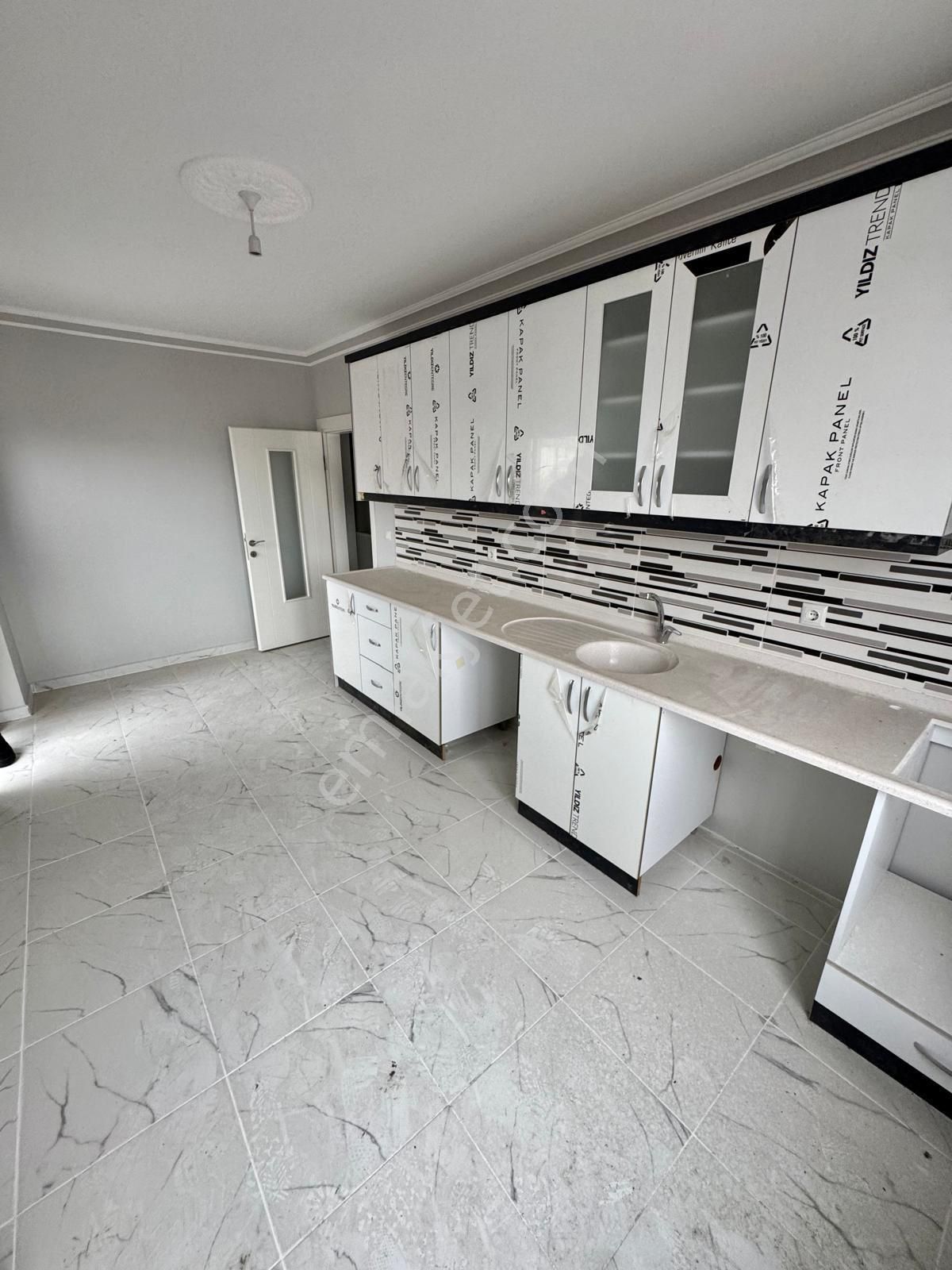 Evim-nur’dan Yaşardoğu Mh 2+1 Cam Balkonlu Fırsat Daire