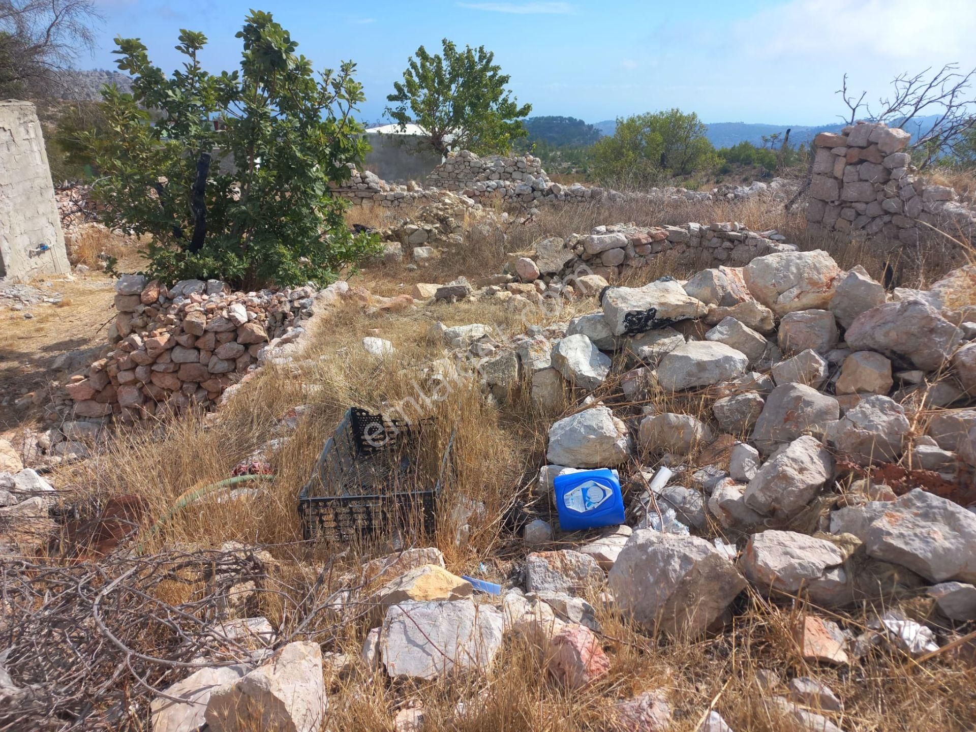 Yıkılmış Tapuda Ev Geçen Yaylalık