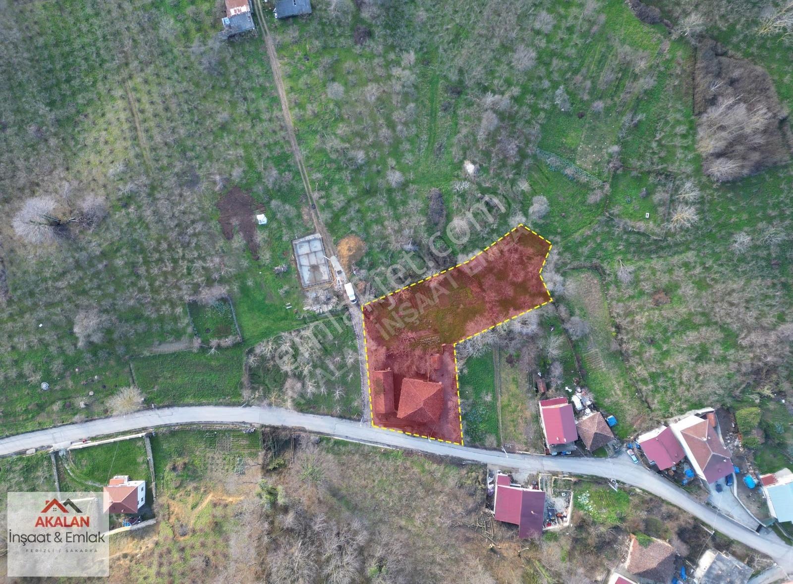Tamamı %40 İmarlı Asfalt Cepheli Arsa İçinde 2 Katlı Ev - Görsel 27