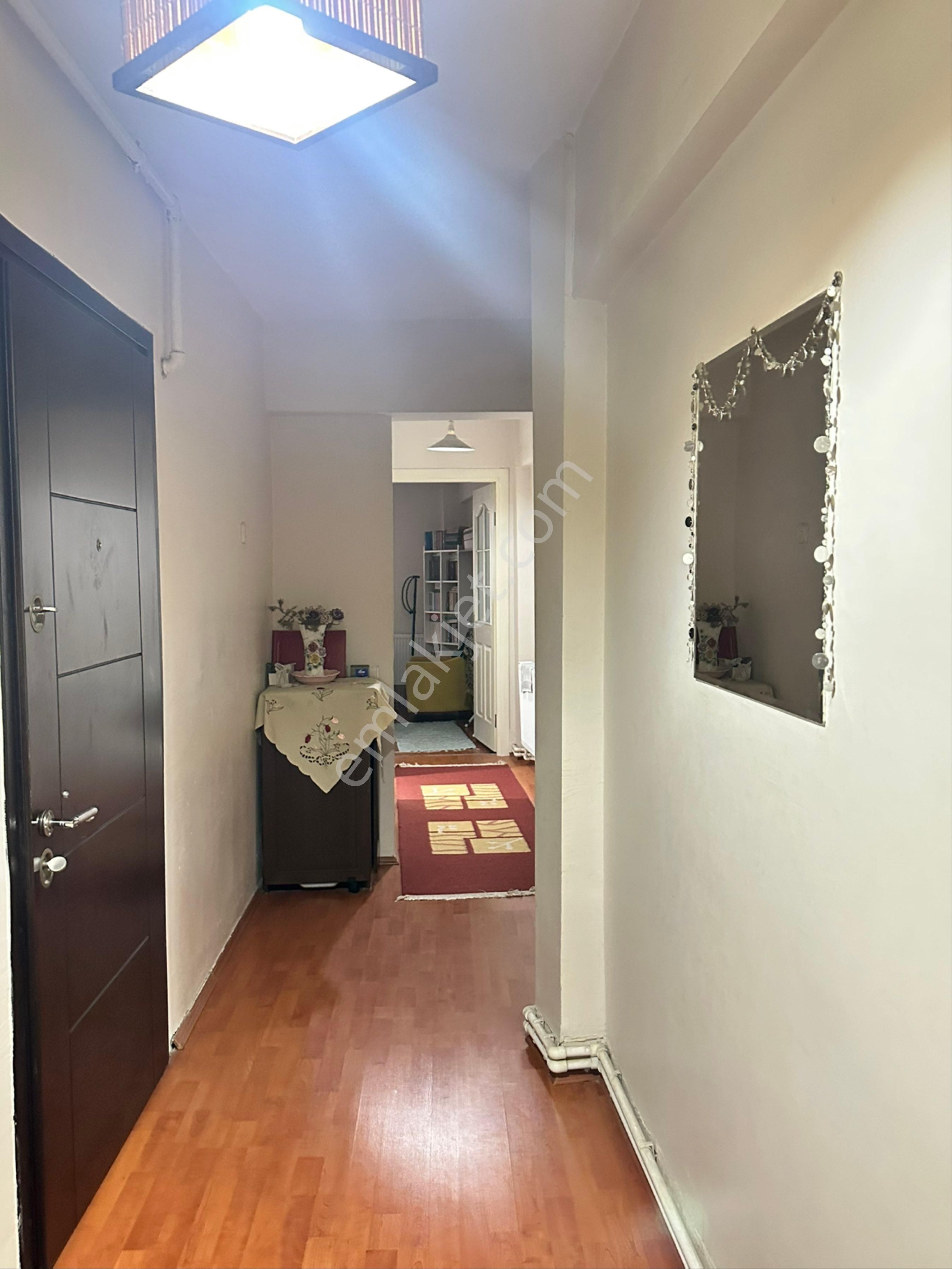 Karşıya Alaybey İzban Yürüme Mesfesinde Full Eşyalı 3+1 Daire - Görsel 2
