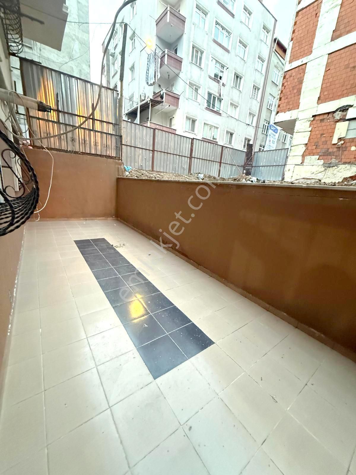 Tutar Dan Bilalhabeşi Camii Yakını 2+1 Amerikan Mutfak Bahçe Kat Daire - Görsel 17