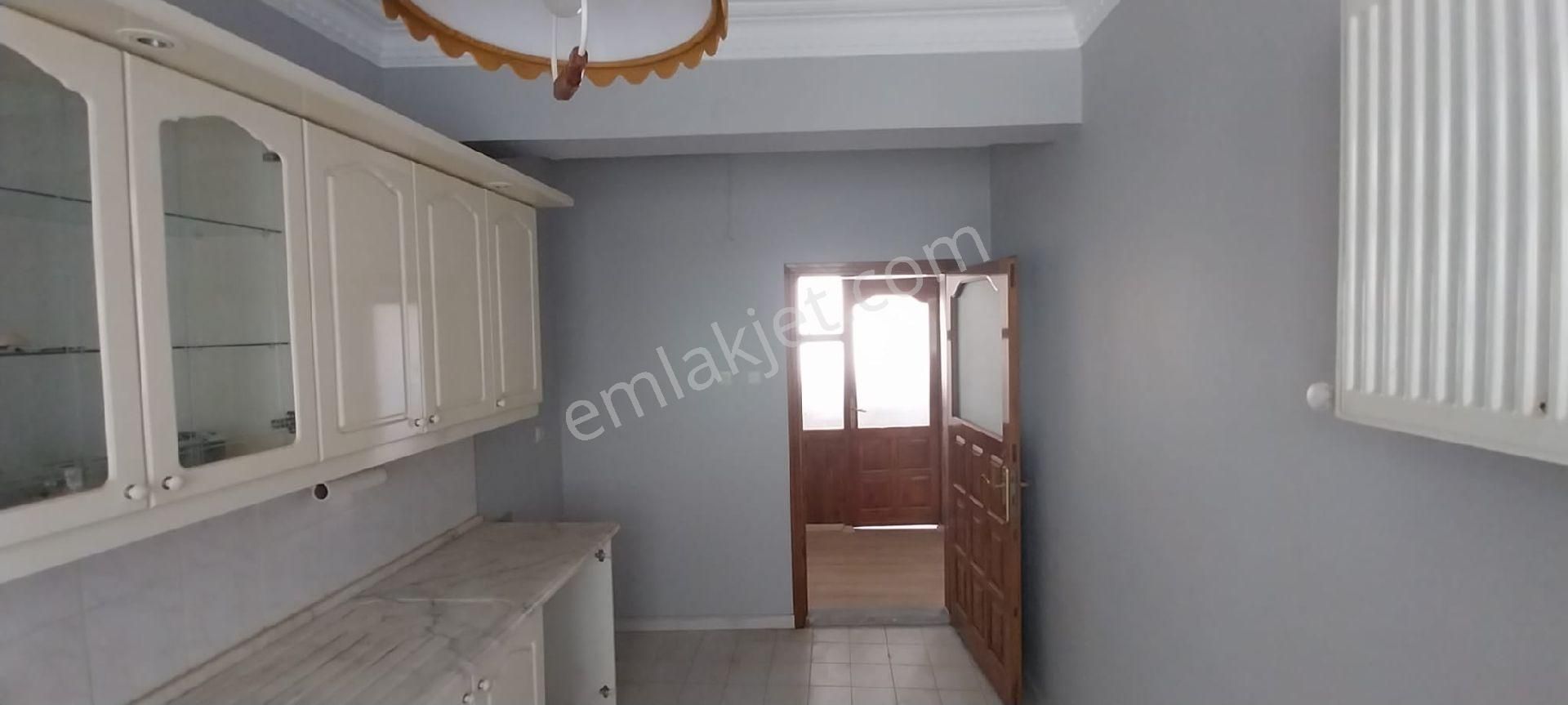 Trabzon Pelitli Mahallesınde Kiralık 3+1 Daire - Görsel 3