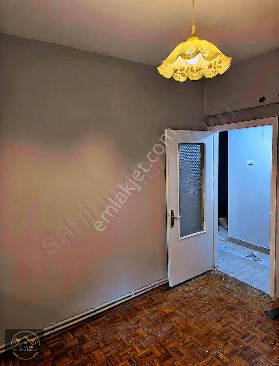 Ergenler Emlak'dan Bağcılar Kirazlı Mahallesin'de 2+1 Daire - Görsel 3