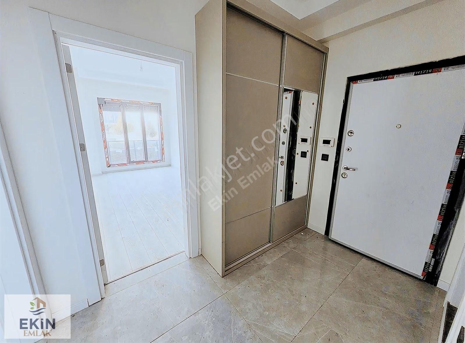 İkizçay'da Havuzlu, Güvenlikli Lüks Sitede Sıfır, Arakat 2+1! - Görsel 9