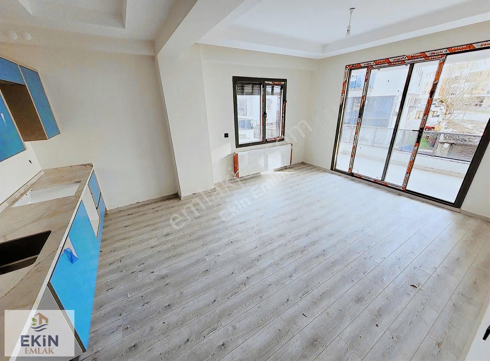 İkizçay'da Havuzlu, Güvenlikli Lüks Sitede Sıfır, Arakat 2+1! - Görsel 21