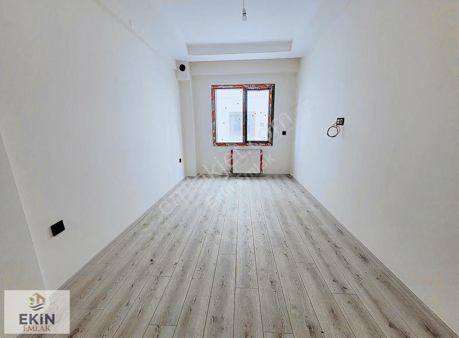 İkizçay'da Havuzlu, Güvenlikli Lüks Sitede Sıfır, Arakat 2+1! - Görsel 6