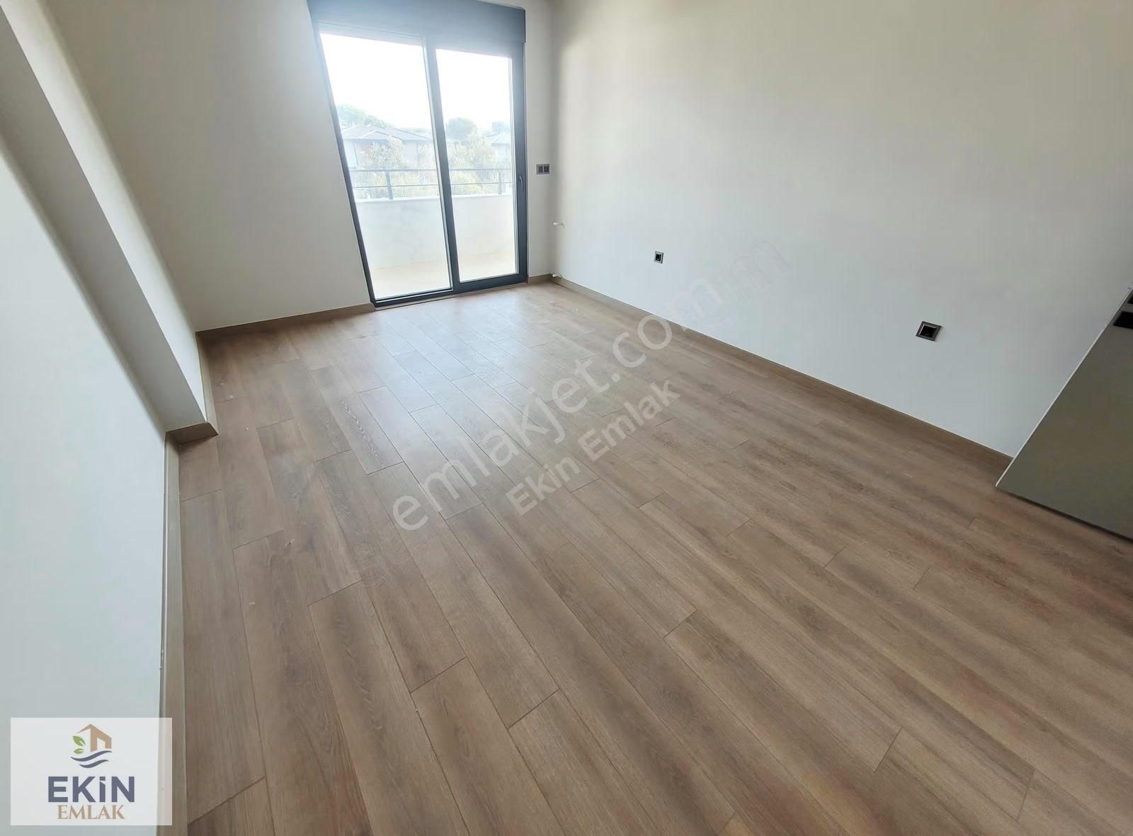 Güre'de Lüks Havuzlu Site İçerisinde Geniş 3+1, Sıfır Villa! - Görsel 25
