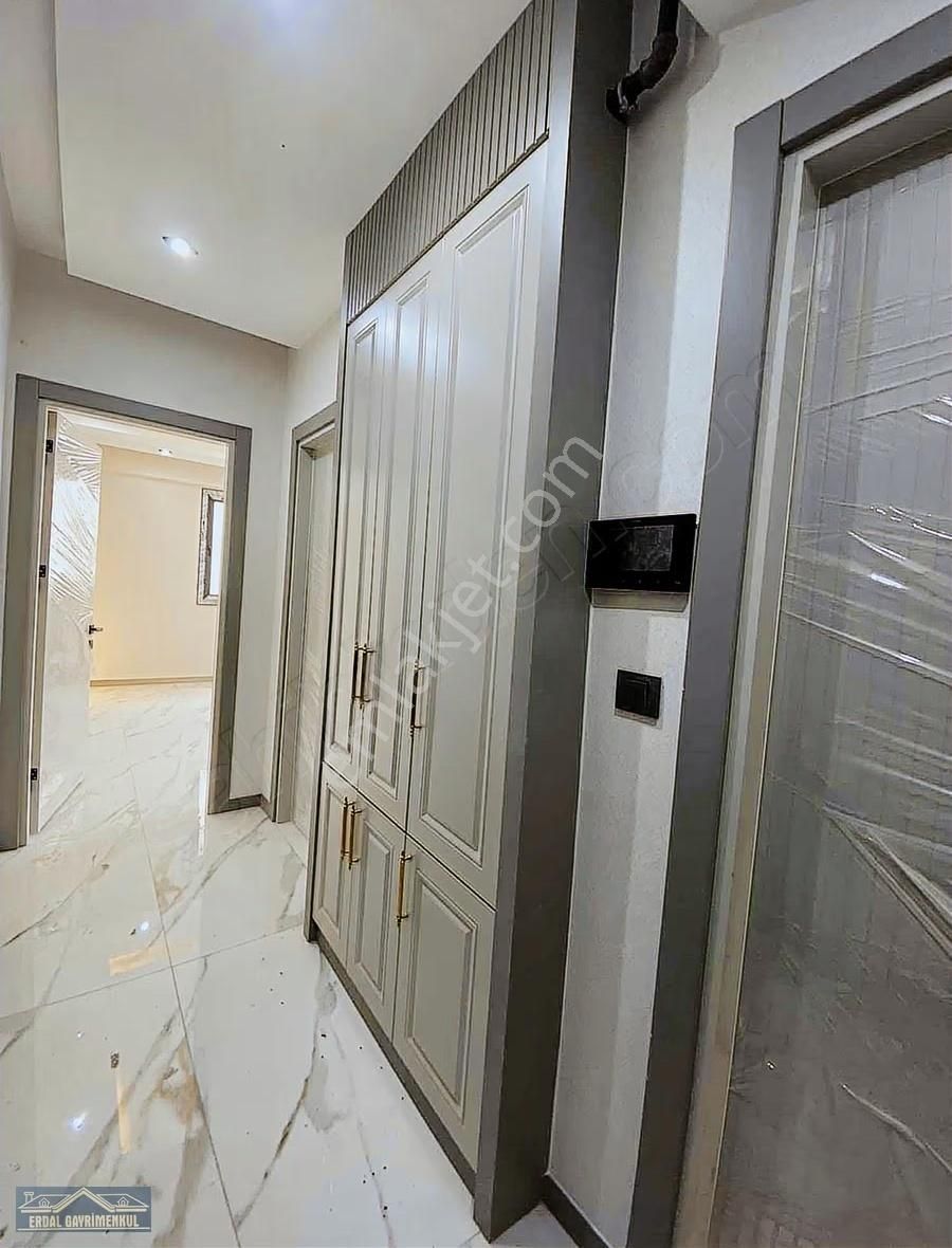 Fatih Te Satılık Sıfır Asansörlü Fırsat Daire - Görsel 11