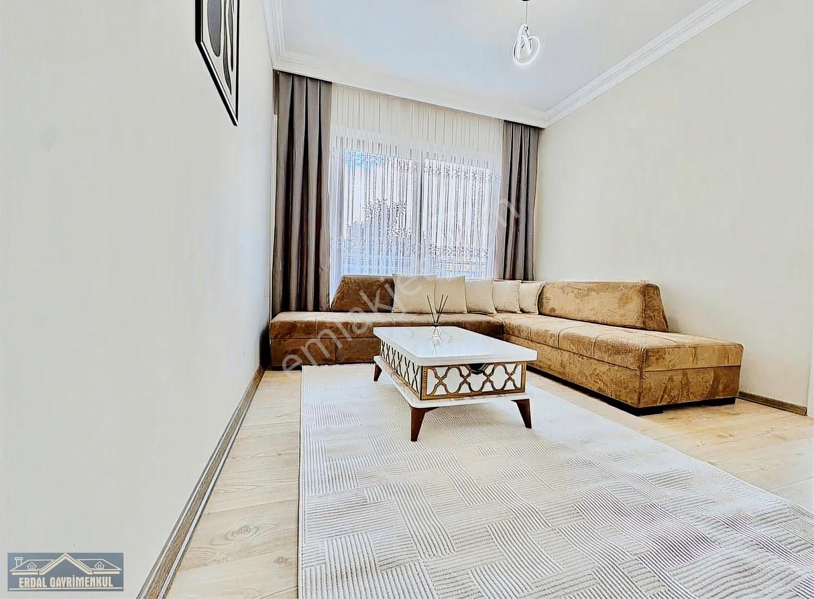 Kınıklıda Full Sıfır Eşyalı 2+1 - Görsel 3