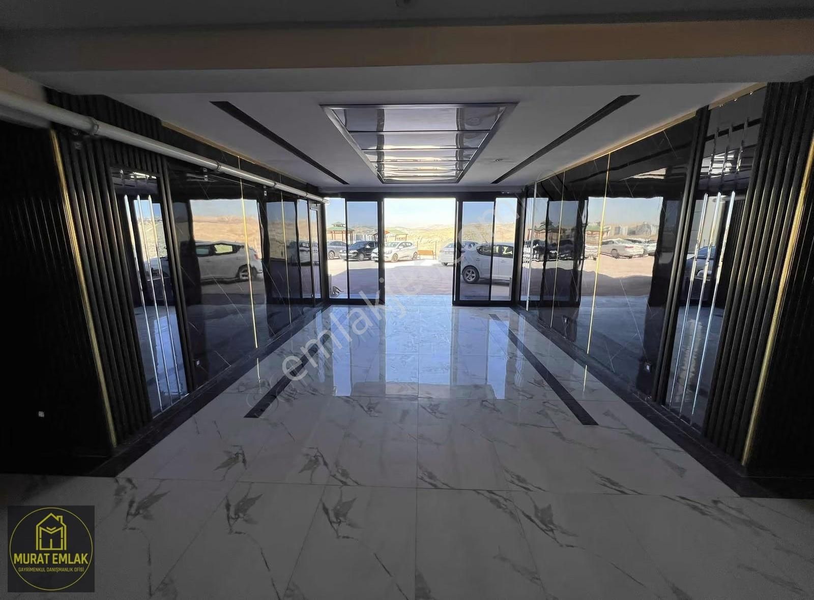 Murat Emlak'tan Yerden Isıtmalı Havuzlu Lüks 1+1 Daire Satılık - Görsel 3