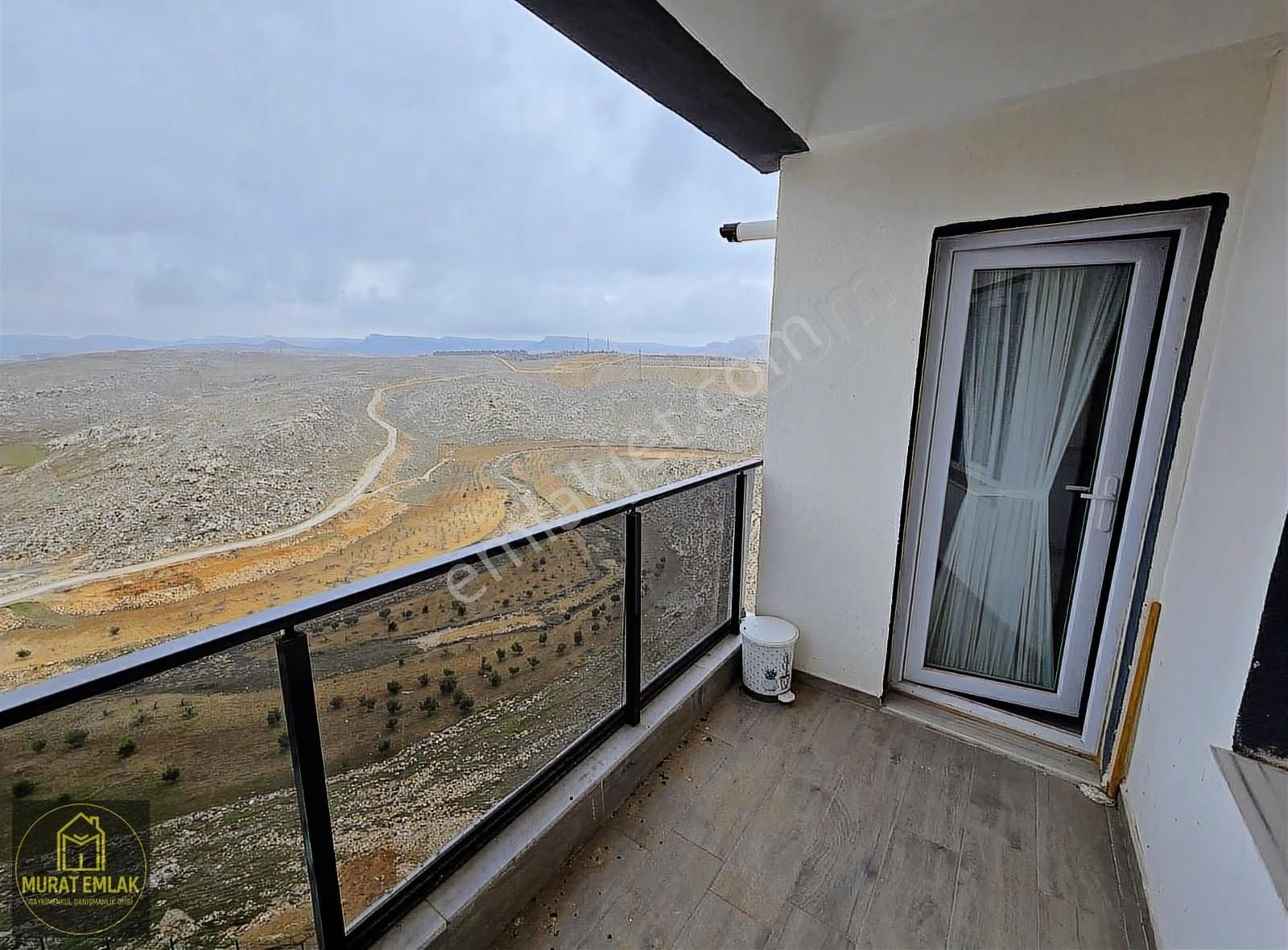 Murat Emlak'tan Yerden Isıtmalı Havuzlu Lüks 1+1 Daire Satılık - Görsel 19