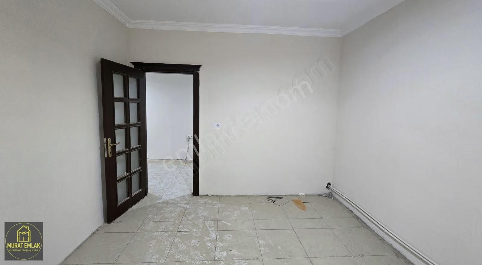 Murat Emlaktan Şehrin Tam Merkezinde Satılık 2+1 - Görsel 3