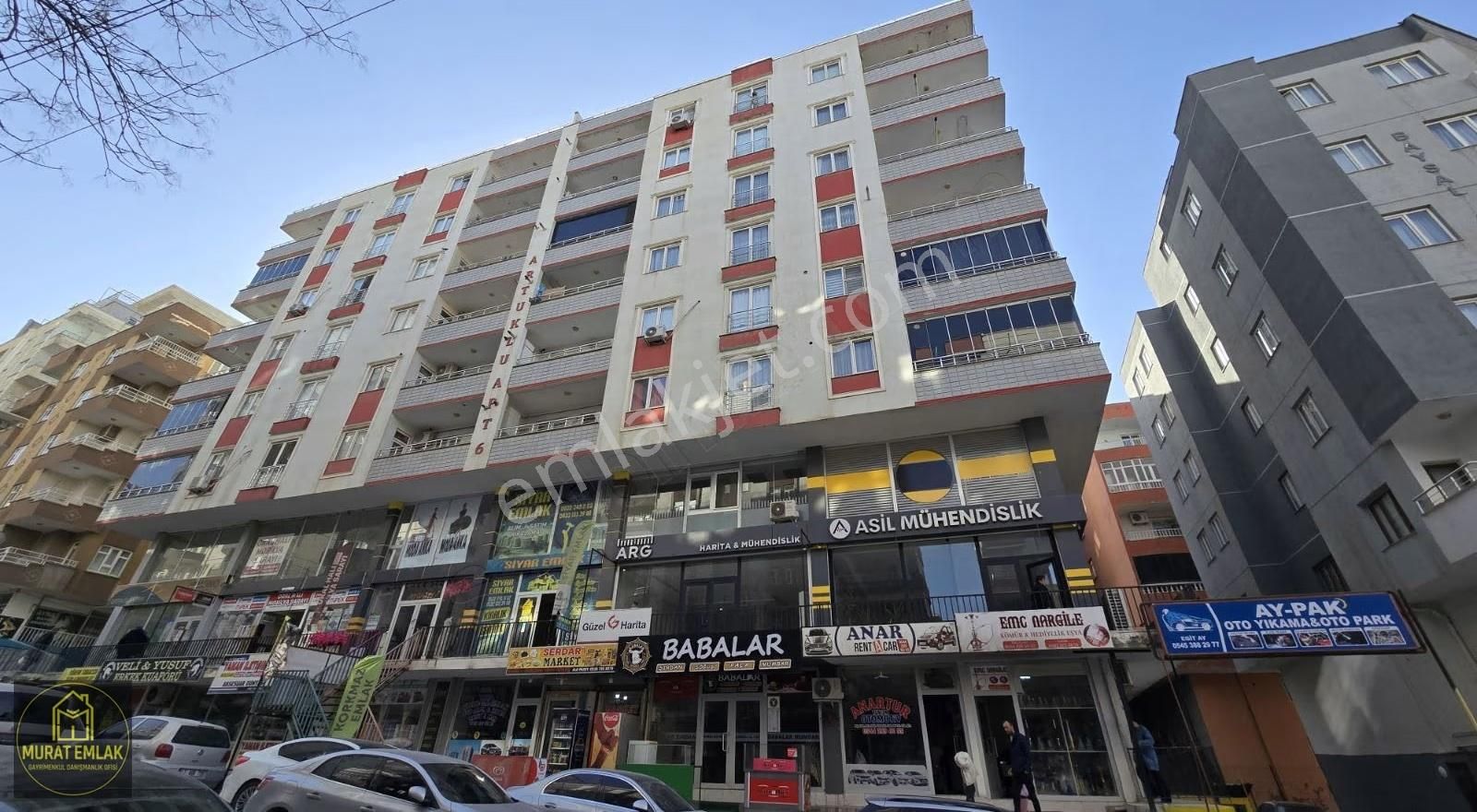 Murat Emlaktan Şehrin Tam Merkezinde Satılık 2+1