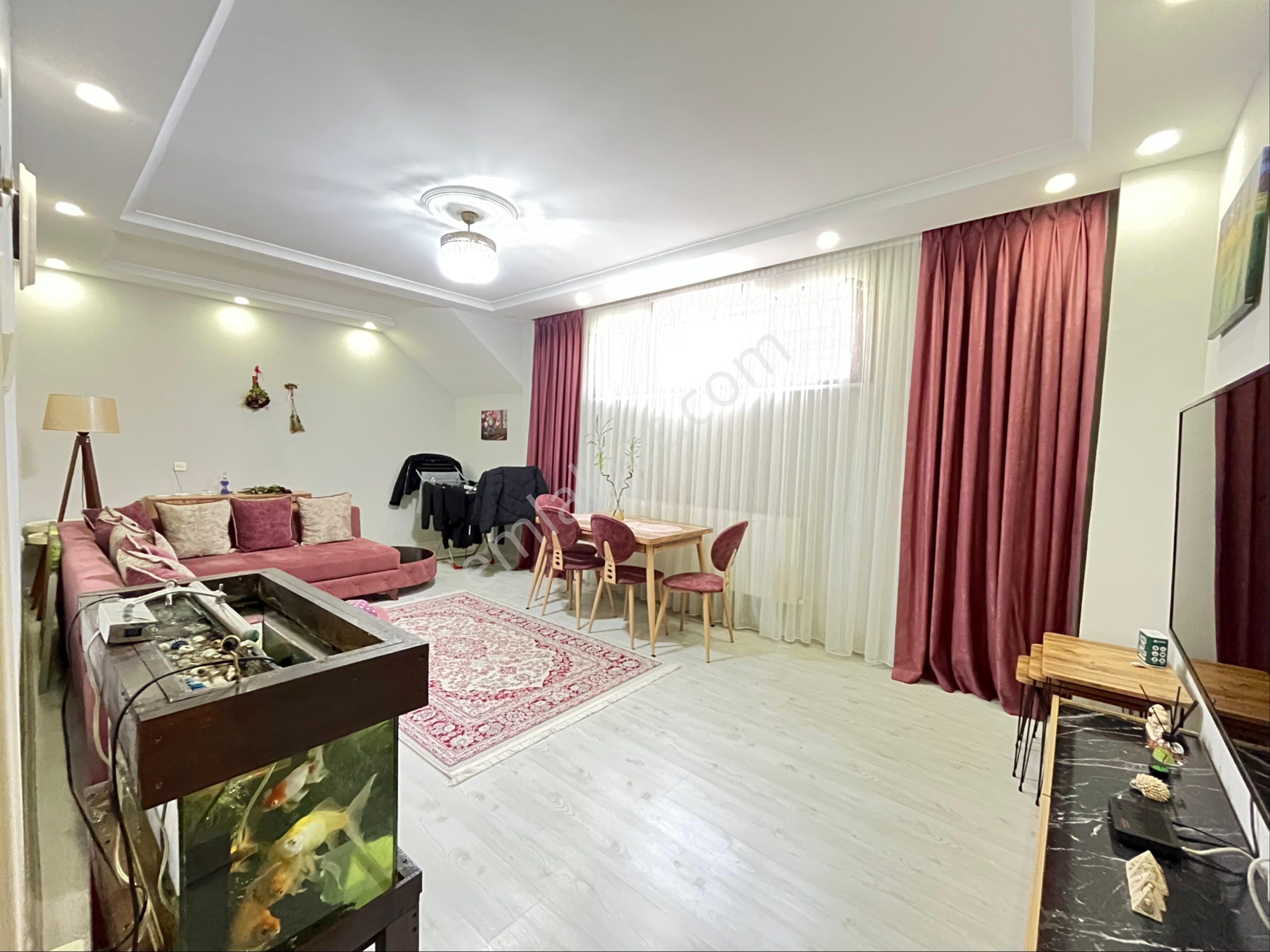 İmren Gayrimenkulden 2+1 90m2 Geniş Lüks Yapım Bahçe Kat Daire - Görsel 2